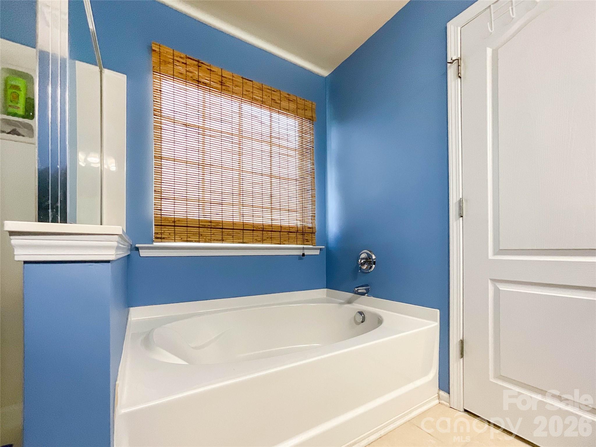 1033 Mountain Laurel Court — Matthews
