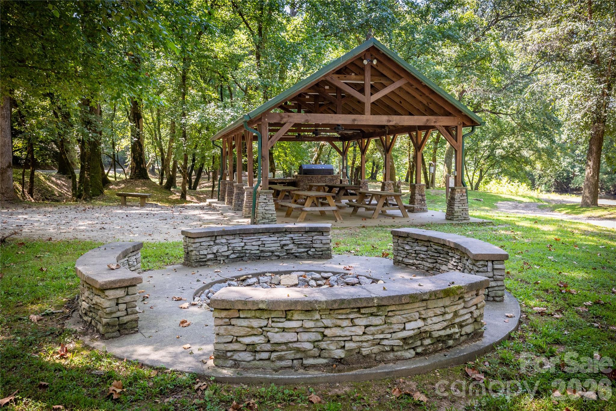 1386 River Club Ridge — Lenoir