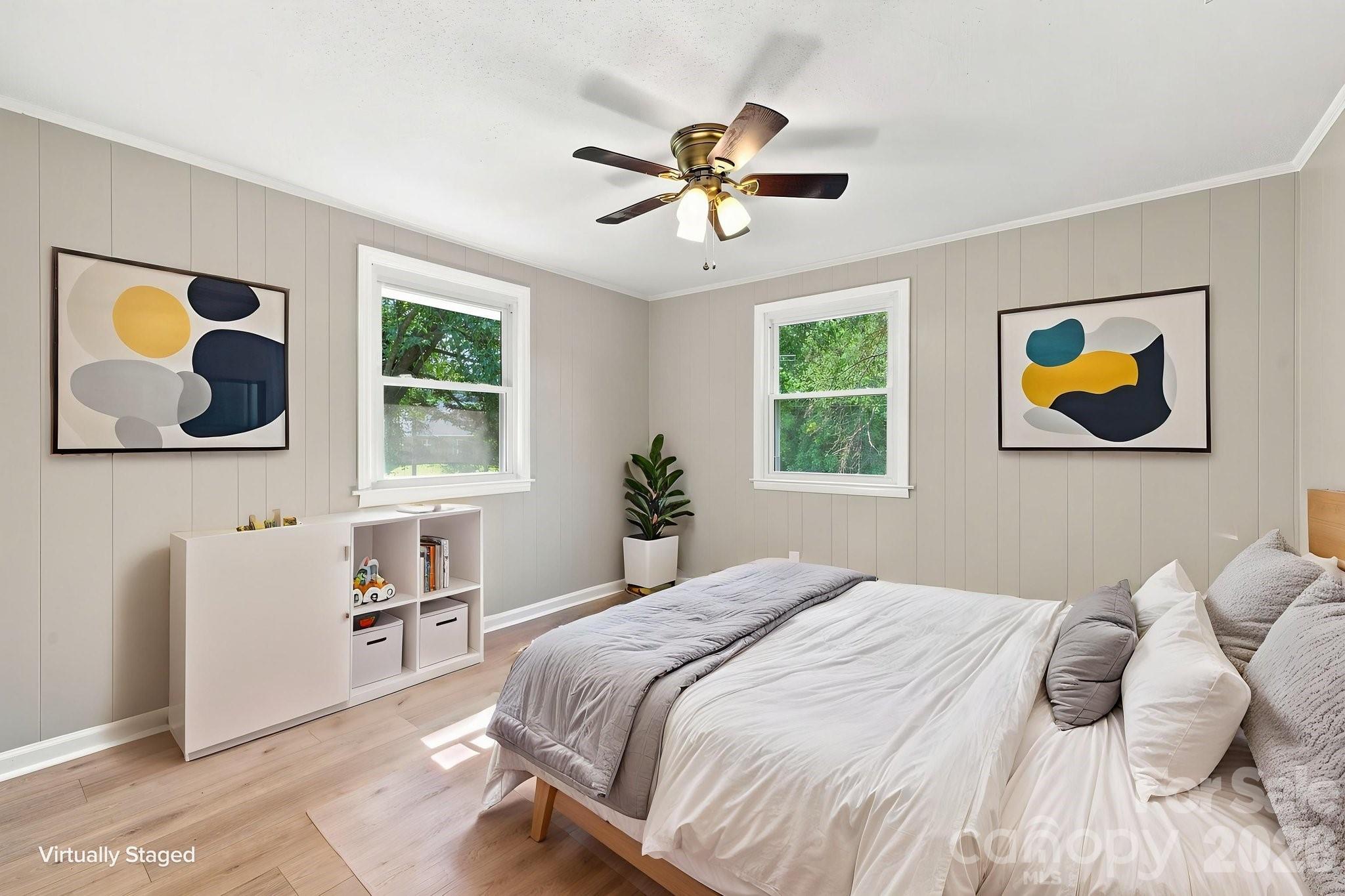 1021 S Caldwell Avenue — Newton