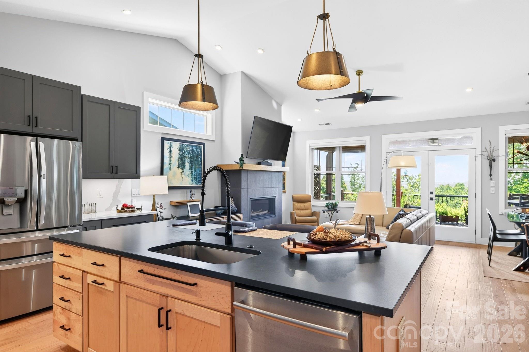 16 Britton Knoll Pass — Arden