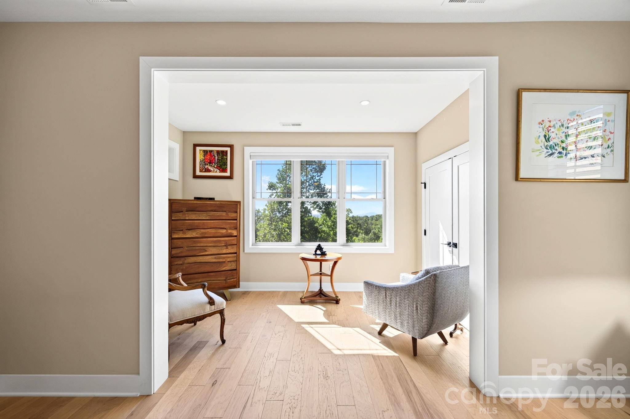 16 Britton Knoll Pass — Arden