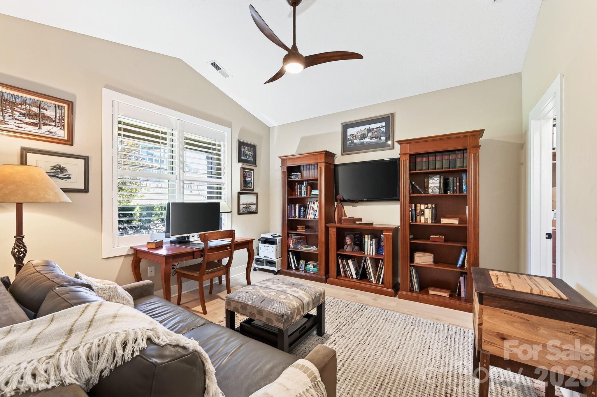 16 Britton Knoll Pass — Arden