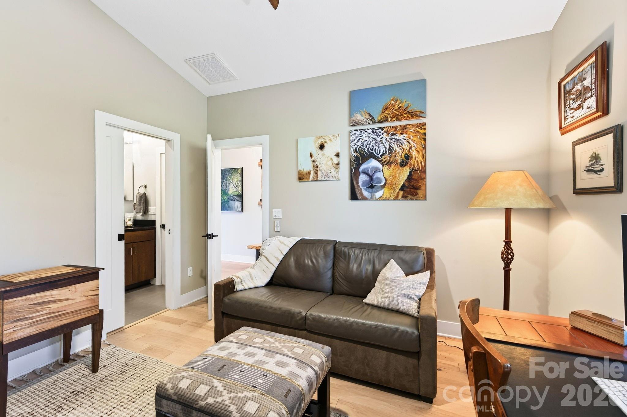16 Britton Knoll Pass — Arden