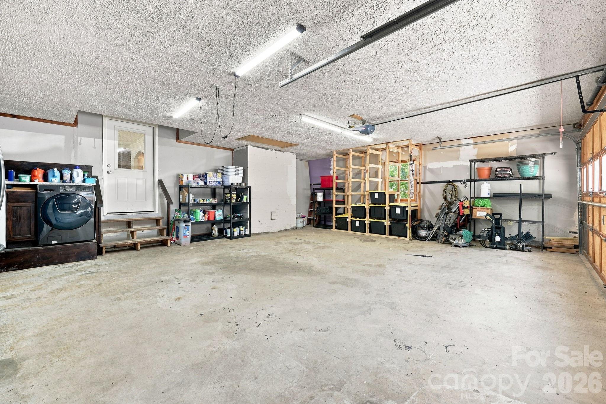 339 Indian Hills Loop — Waynesville