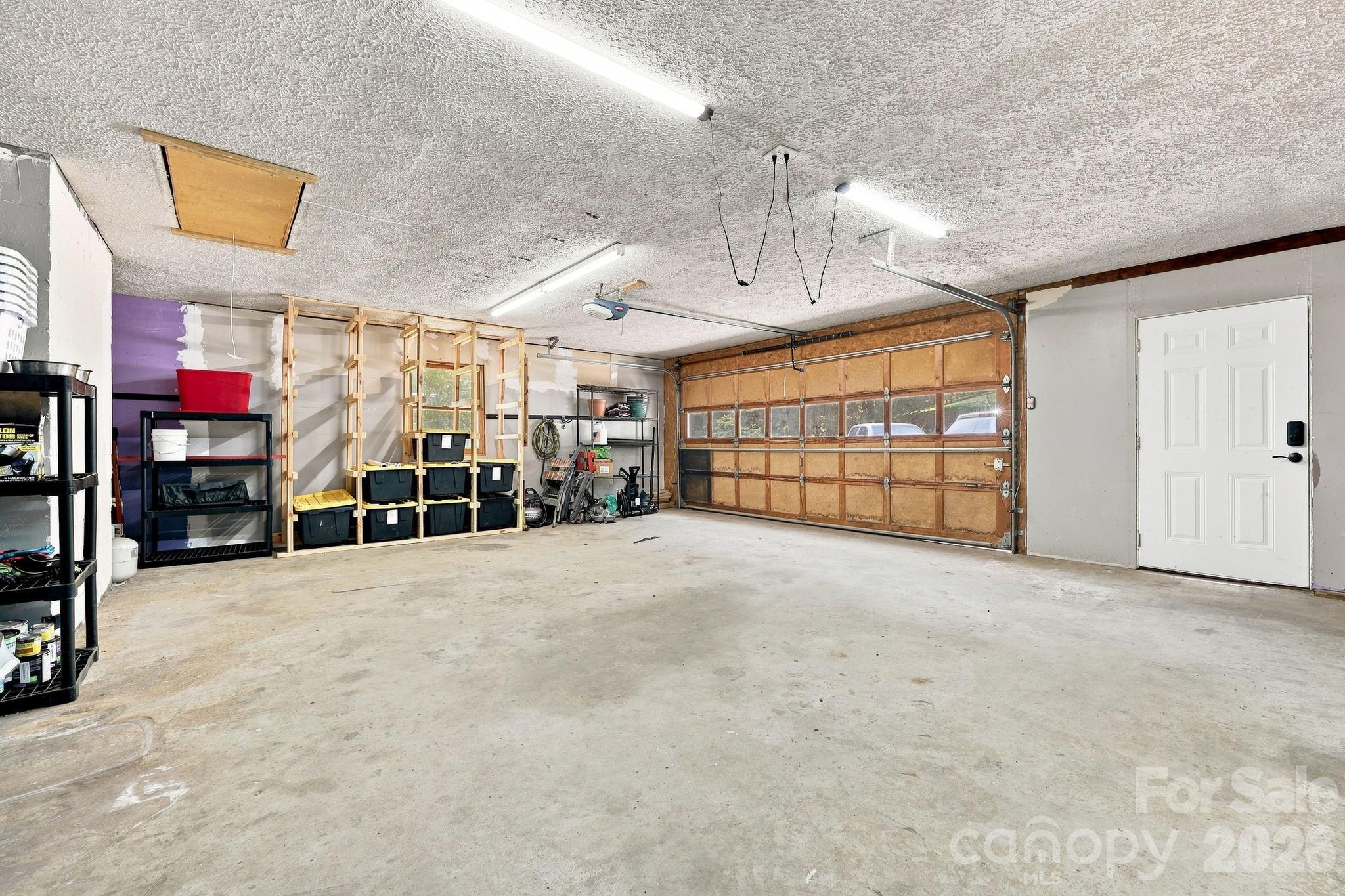 339 Indian Hills Loop — Waynesville