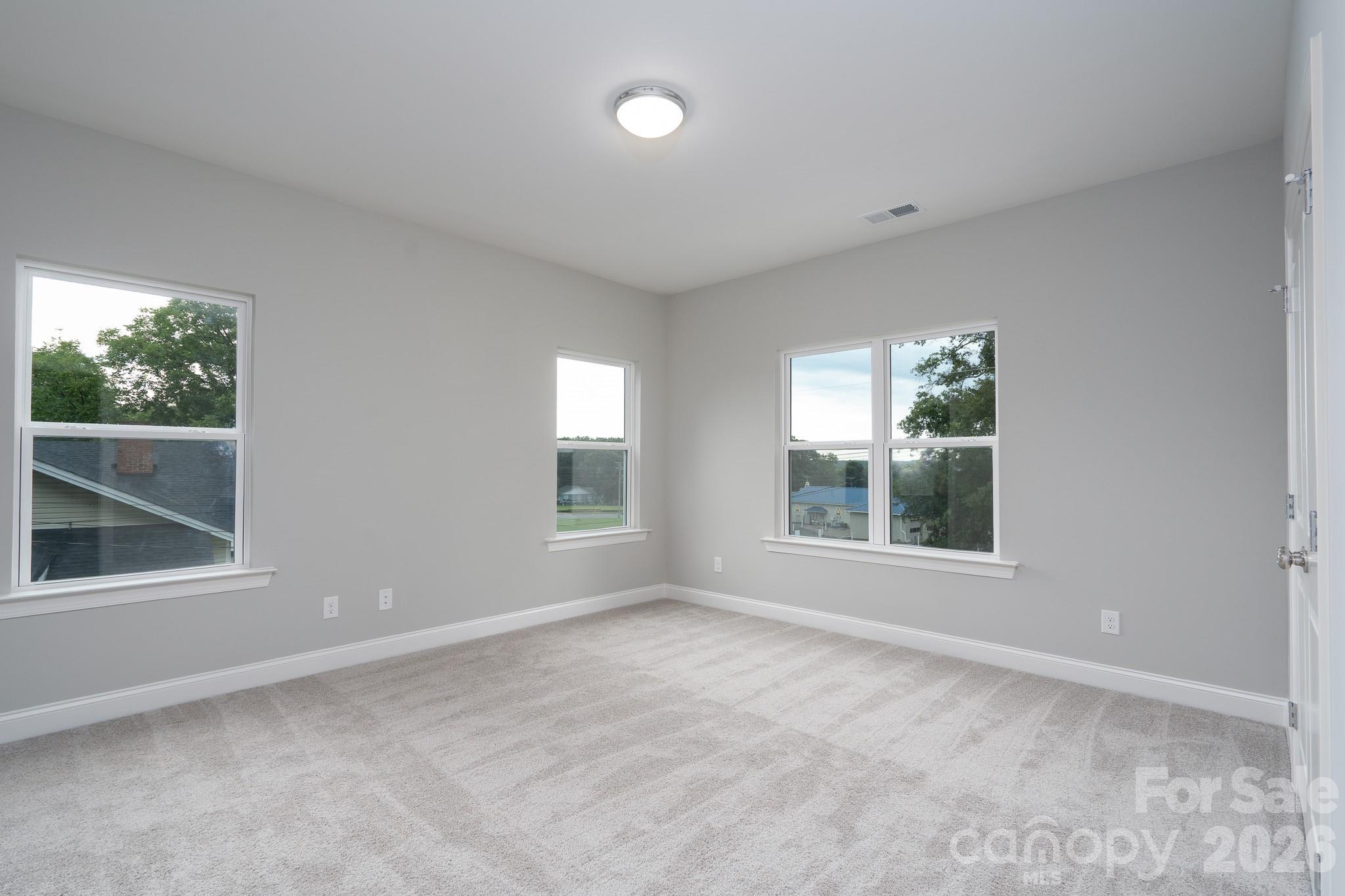 207 E Elm Street — Shelby