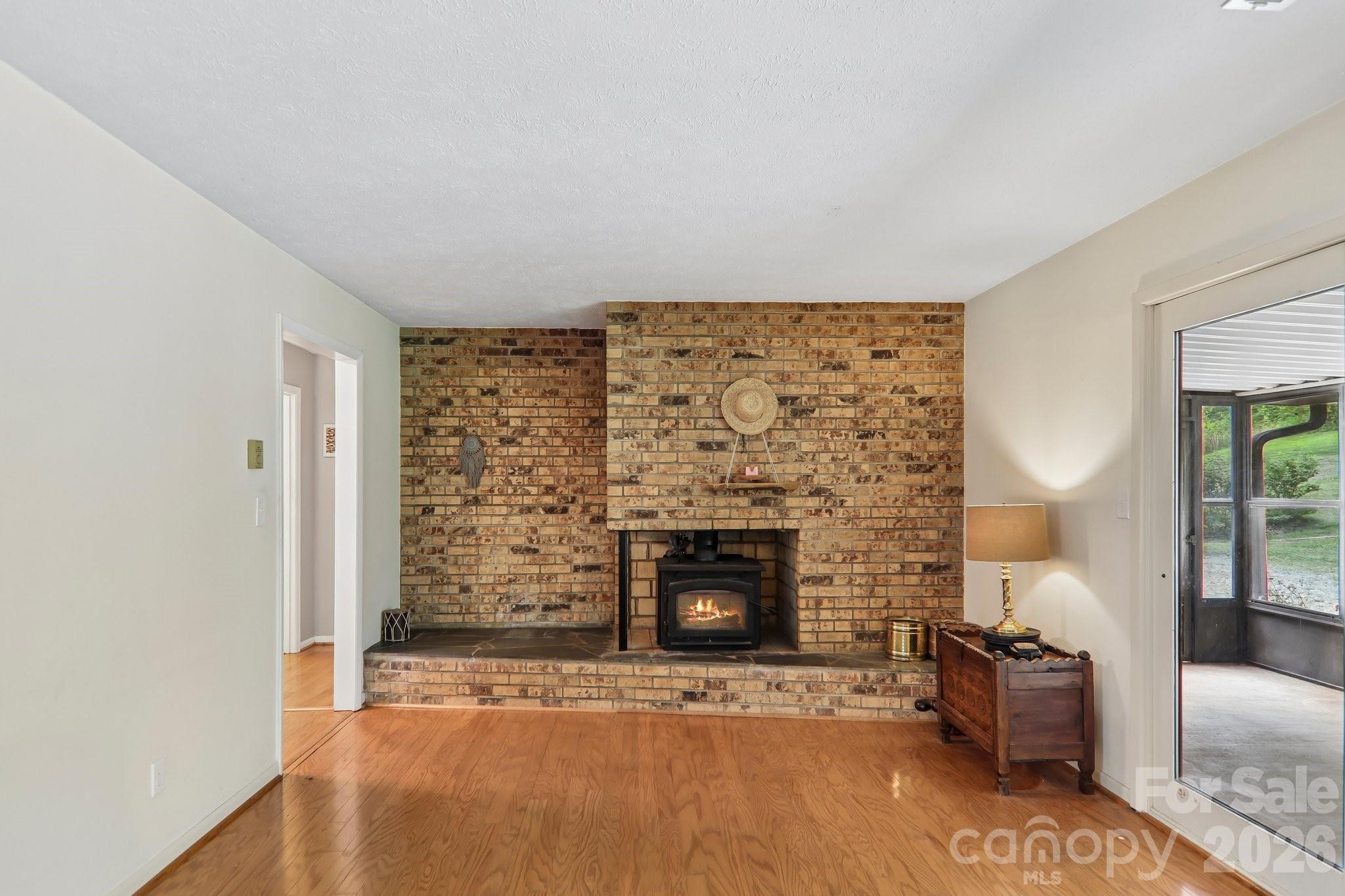 164 Pegg Road — Marshall