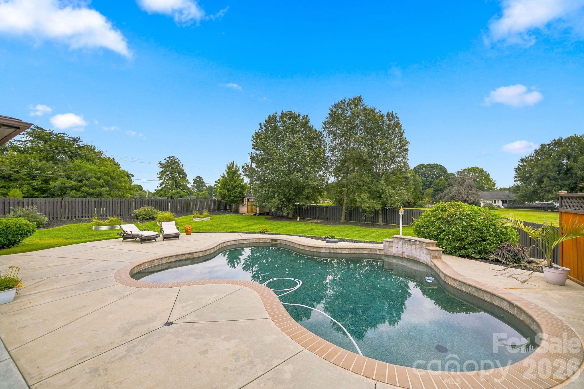 103 Webbed Foot Road — Mooresville