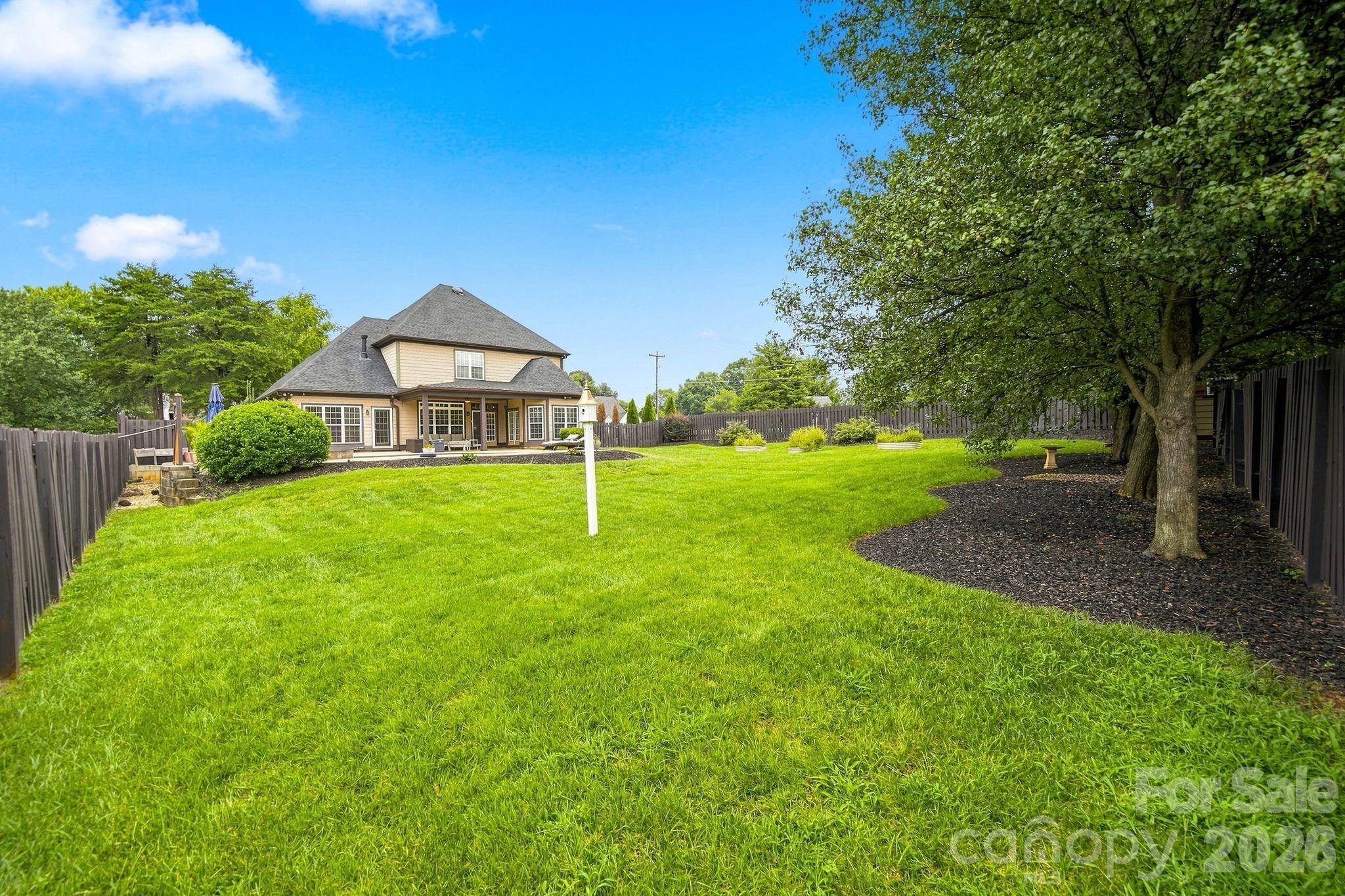 103 Webbed Foot Road — Mooresville