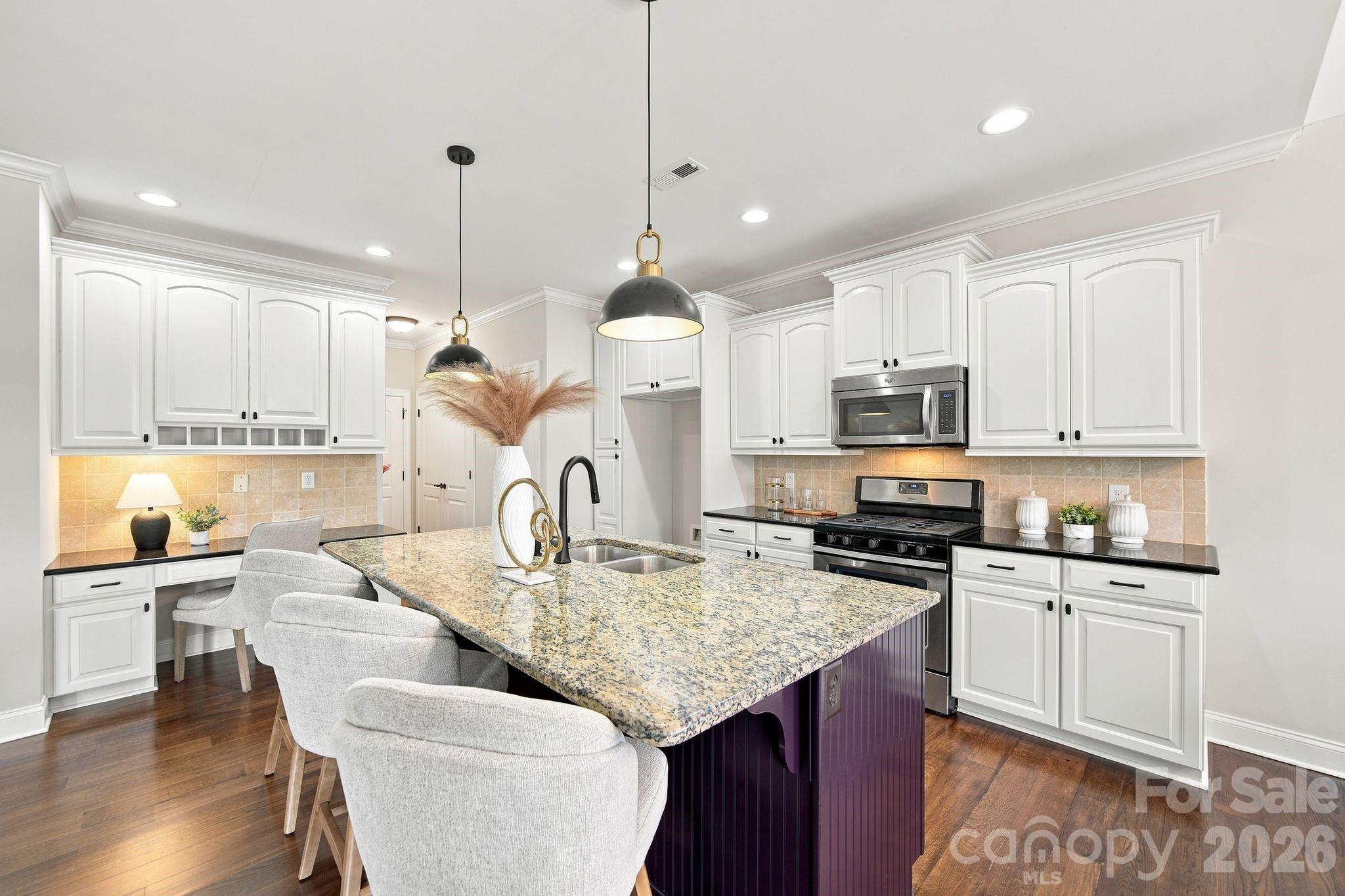 103 Webbed Foot Road — Mooresville