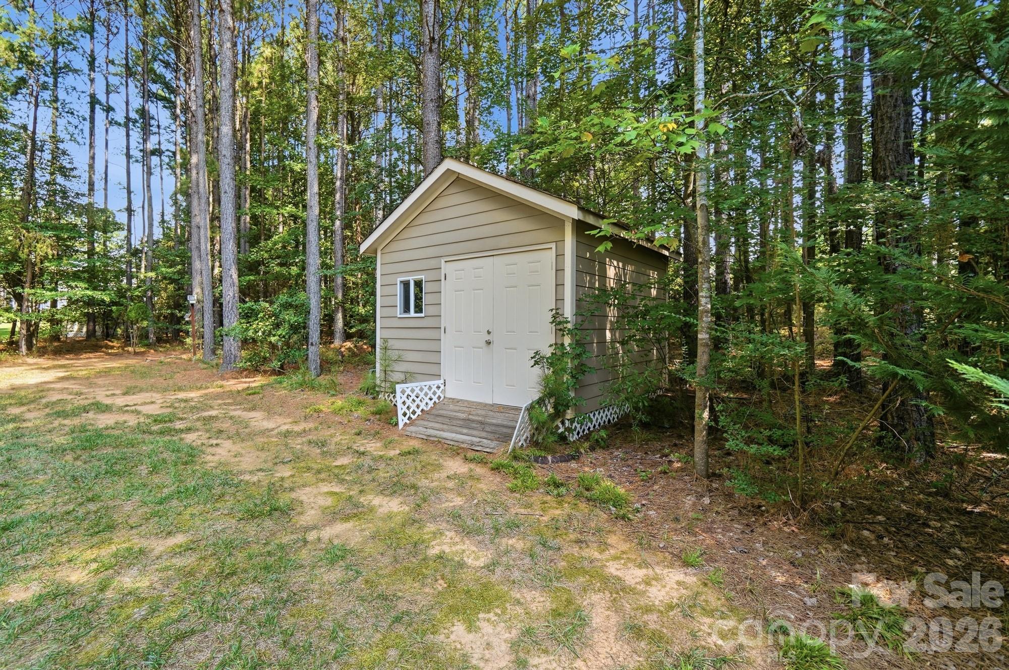 150 Belfry Loop — Mooresville