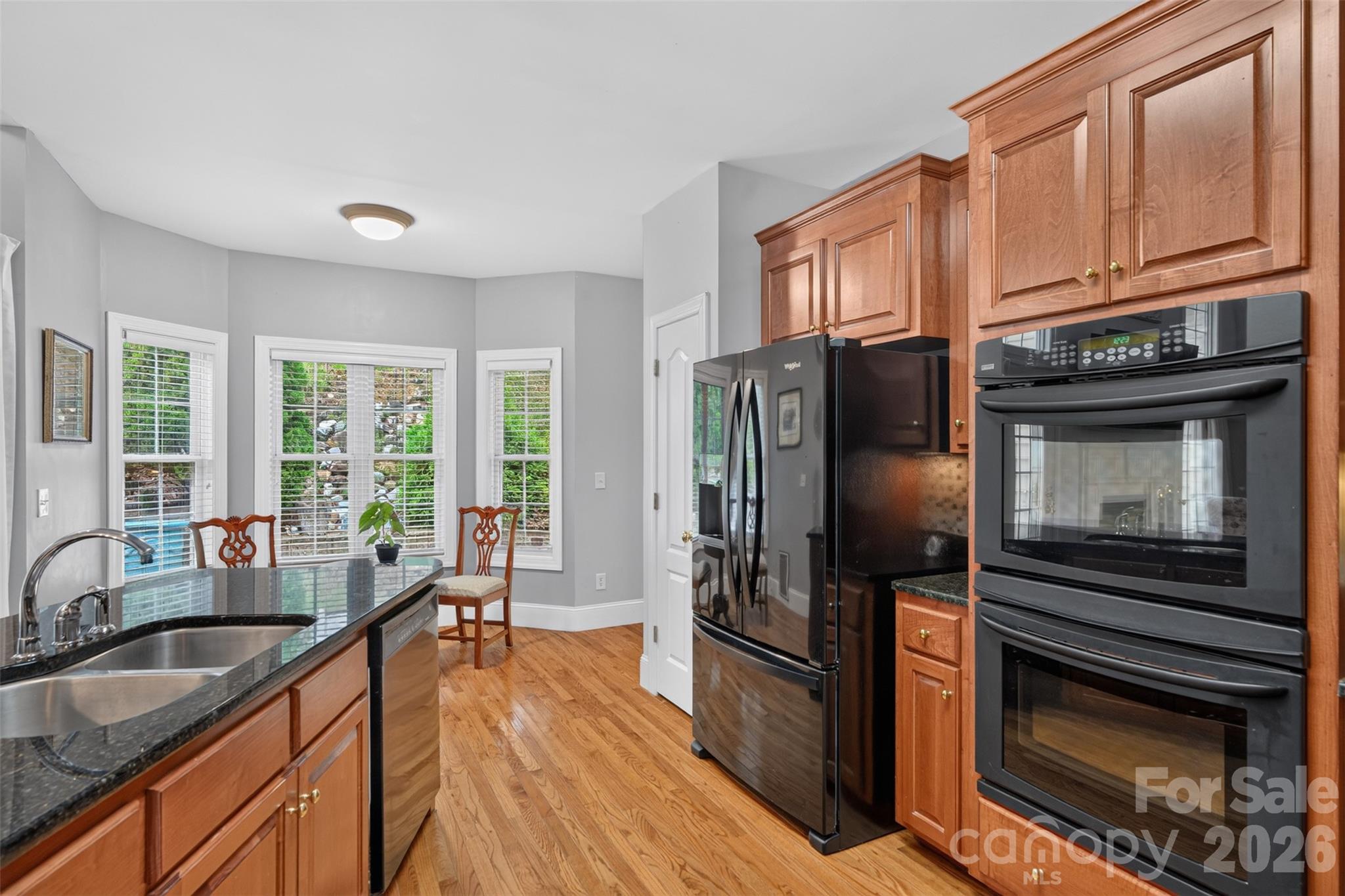 7940 Oakmont Court — Hickory