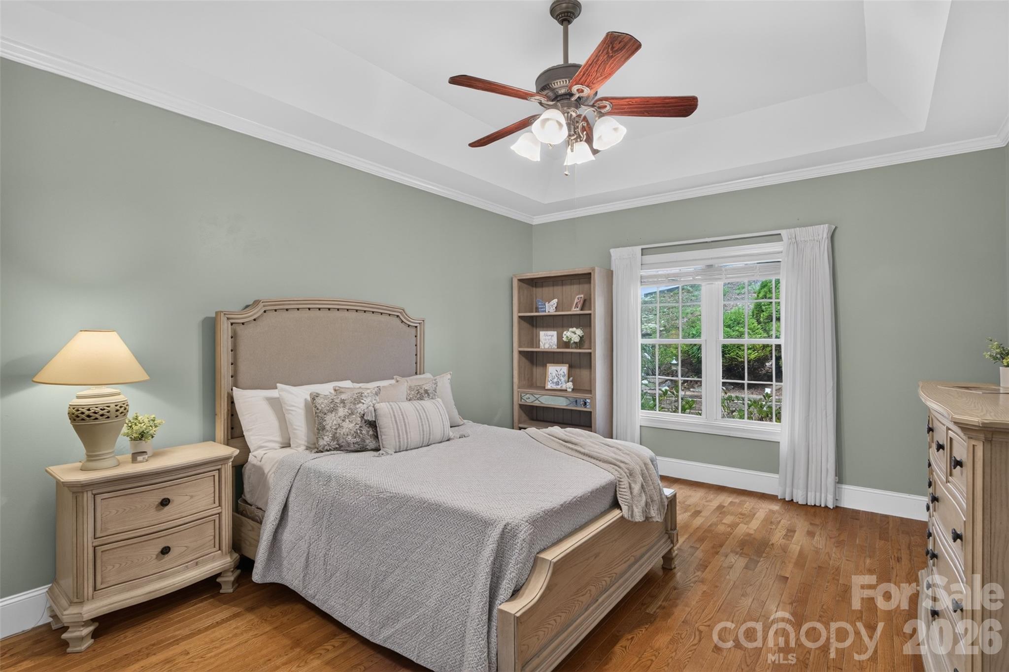 7940 Oakmont Court — Hickory