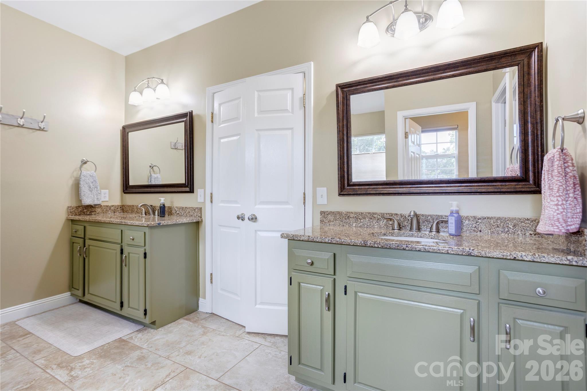 1428 Lockhart Place NW — Concord