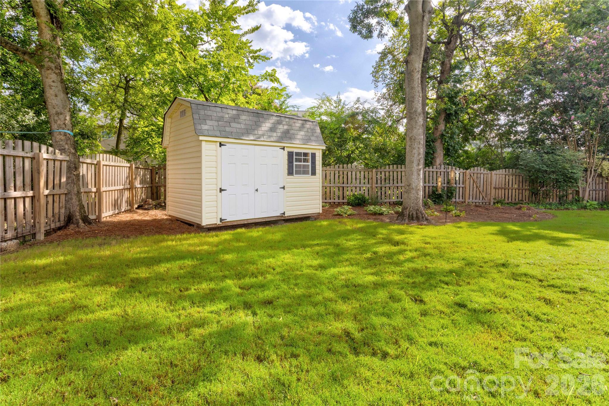 1428 Lockhart Place NW — Concord