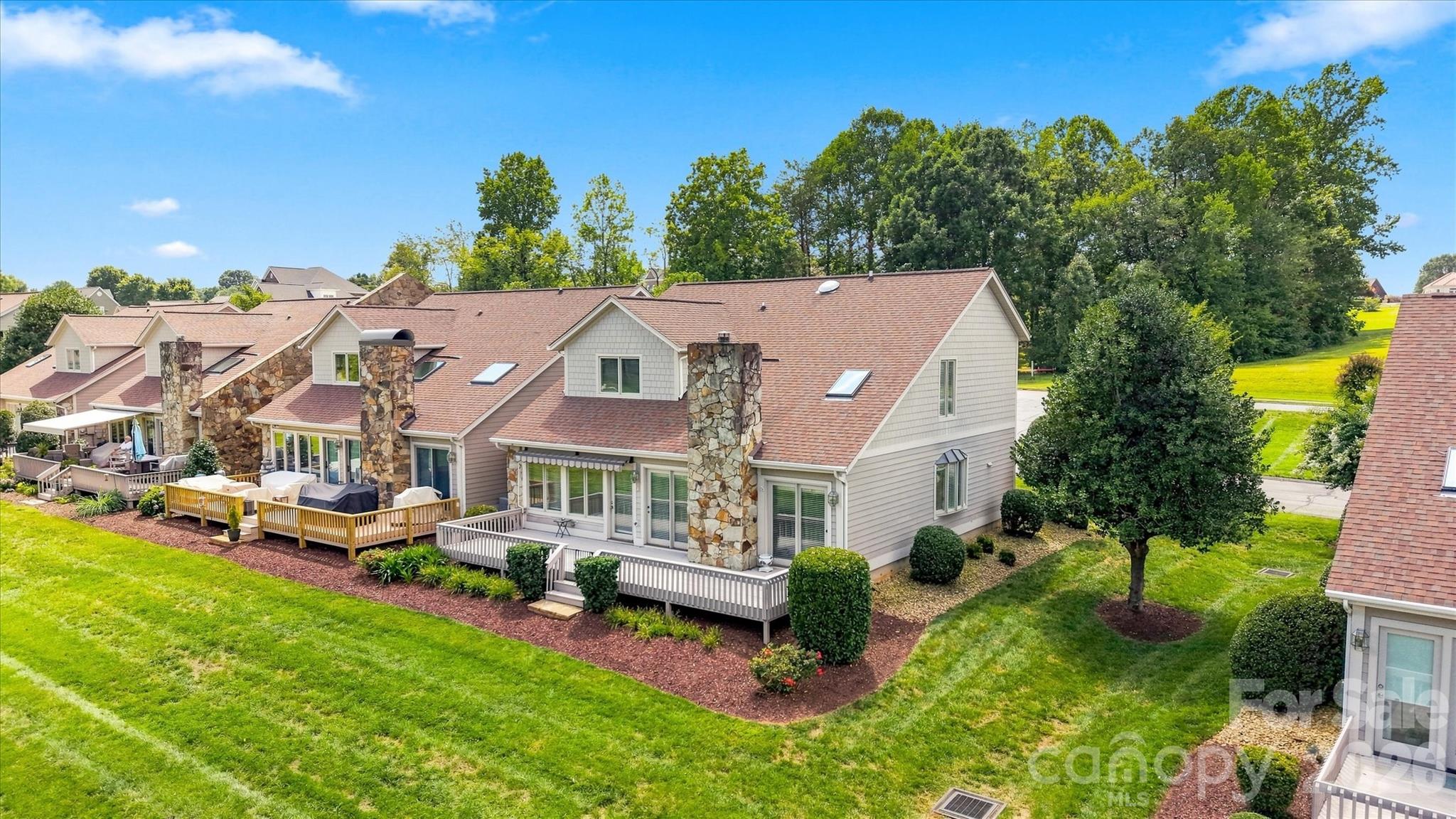 3823 ROCK BRIDGE Drive NE — Conover