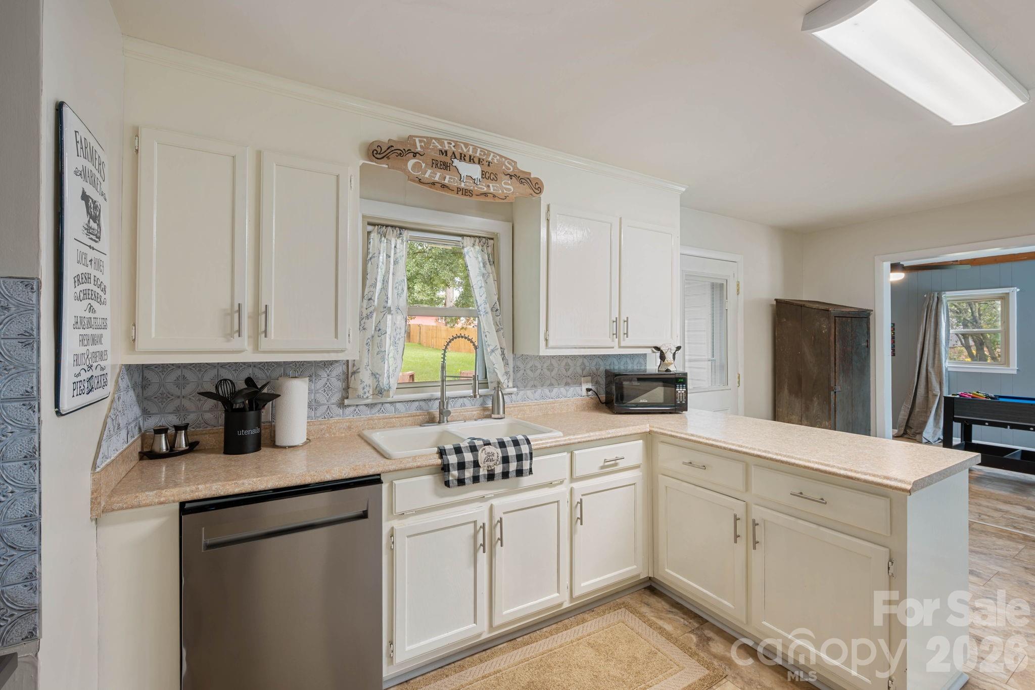 815 Katherine Avenue — Kings Mountain