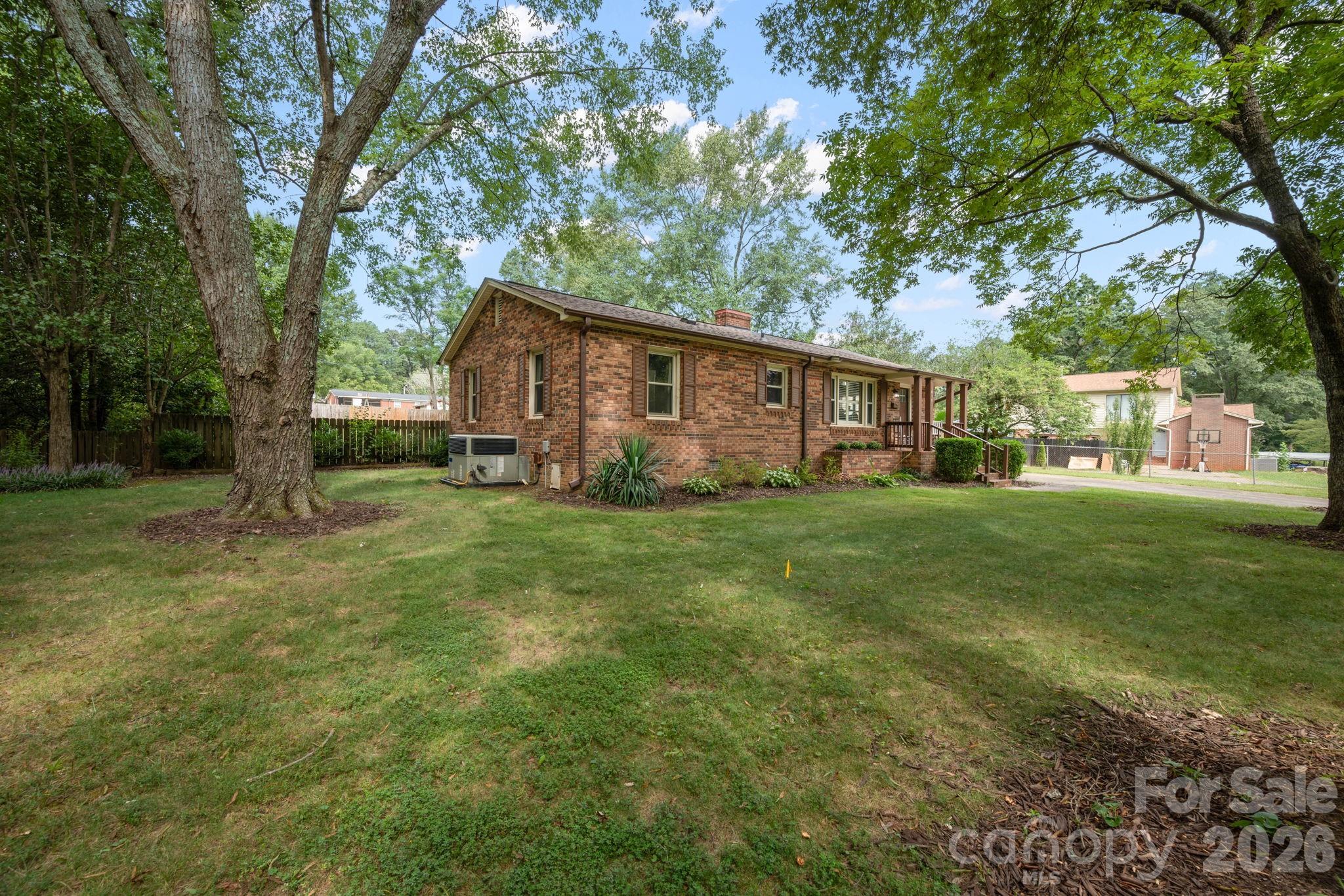 815 Katherine Avenue — Kings Mountain