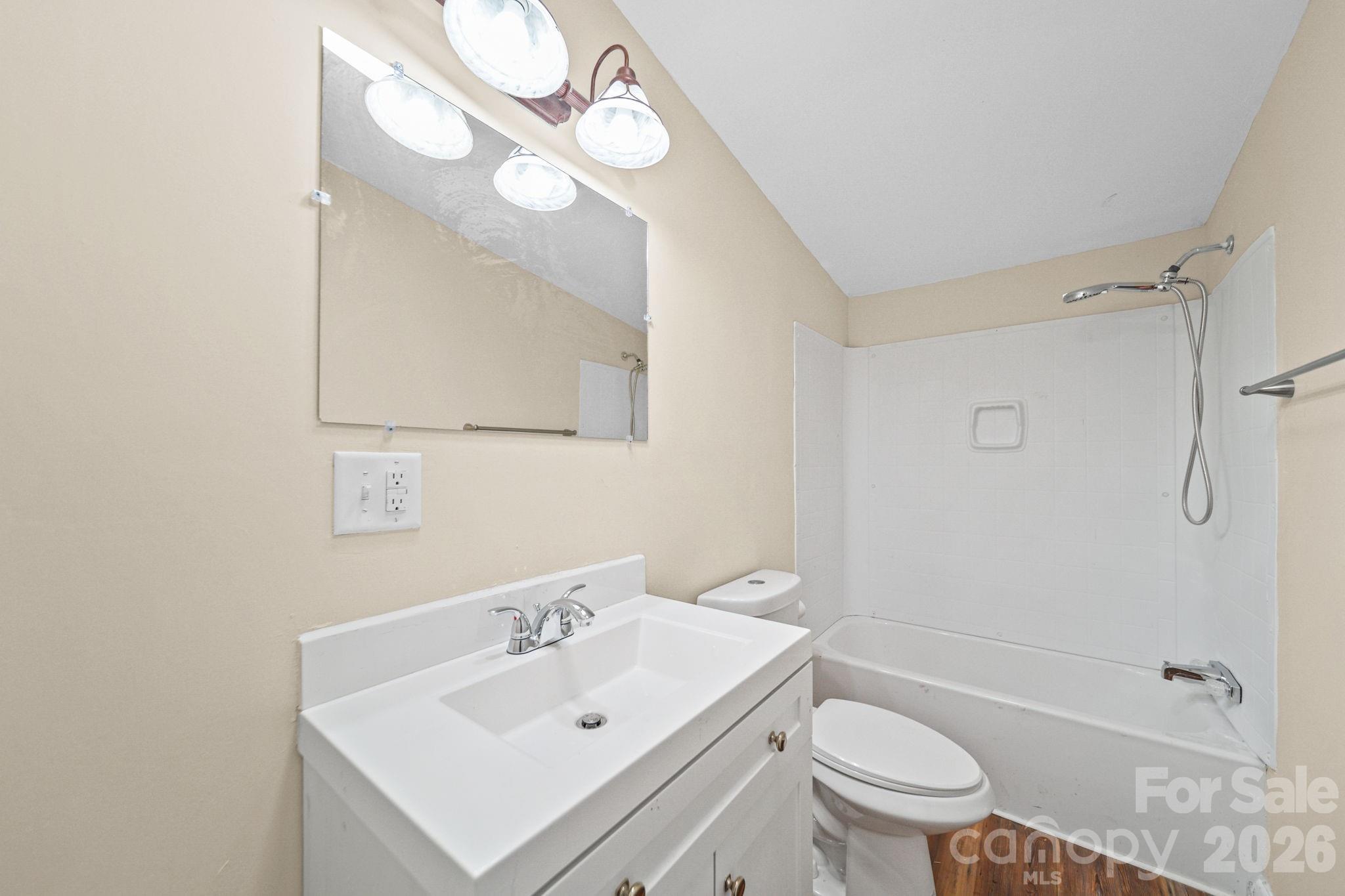 126 Pisgah Church Road — Statesville