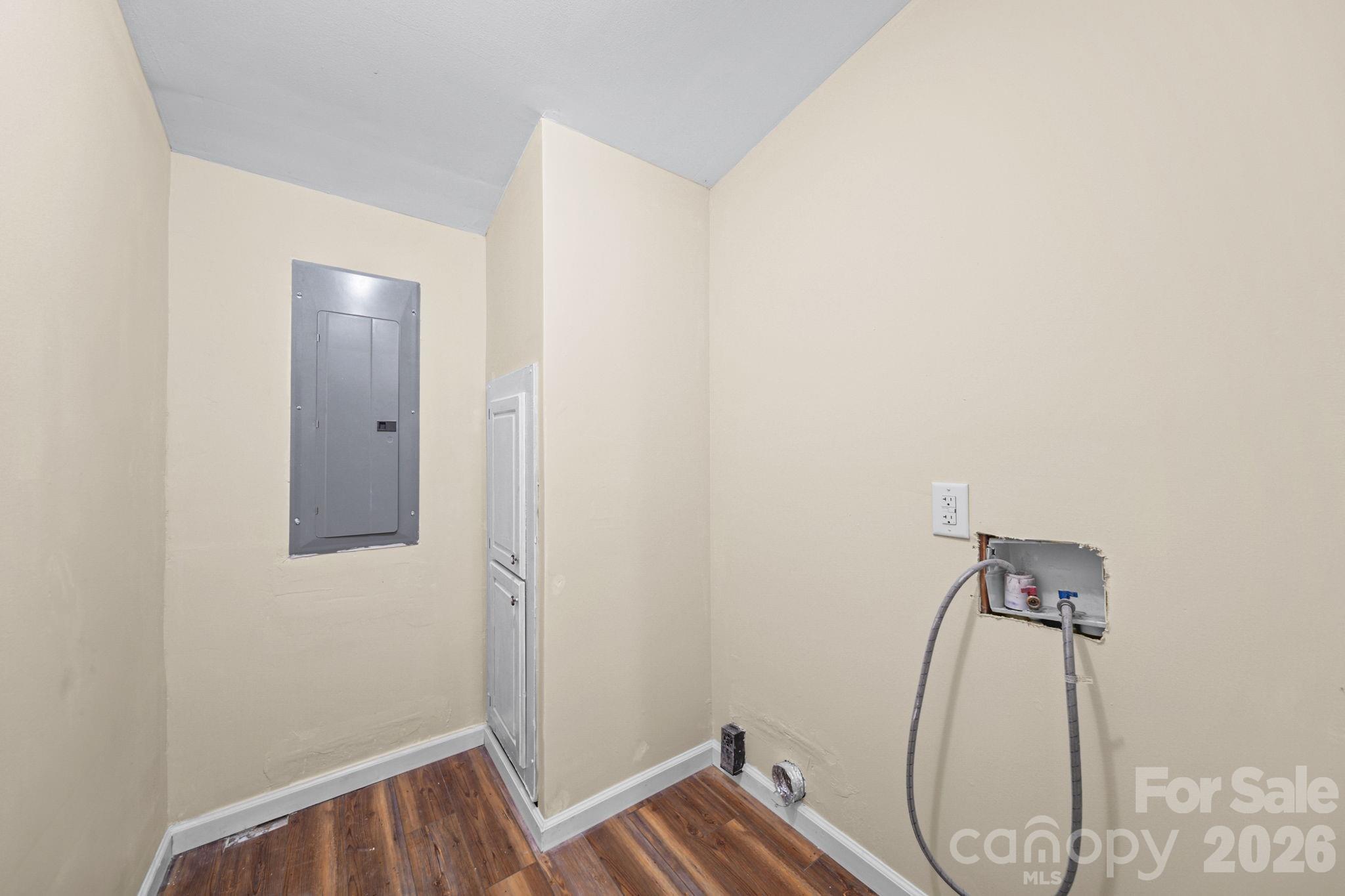 126 Pisgah Church Road — Statesville