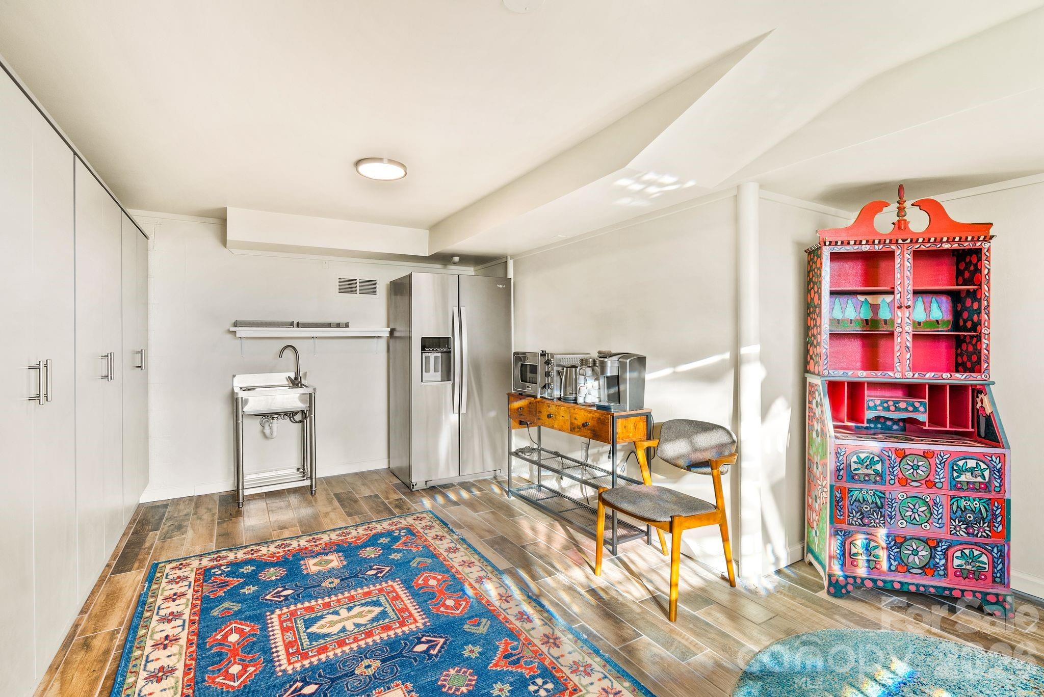 2 Bevlyn Drive — Asheville