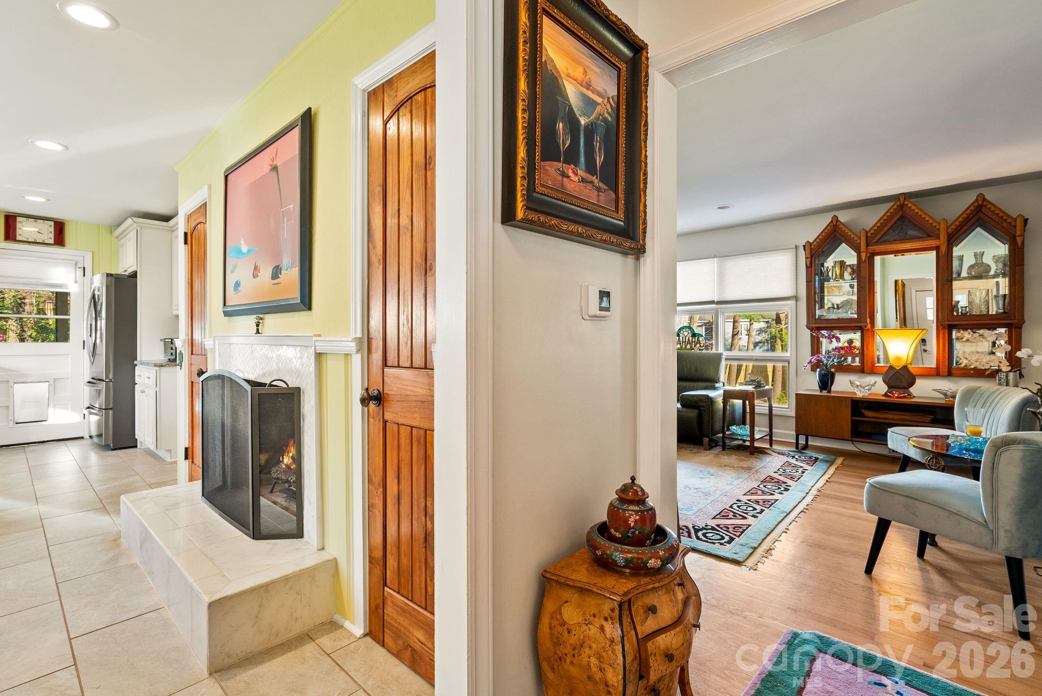 2 Bevlyn Drive — Asheville