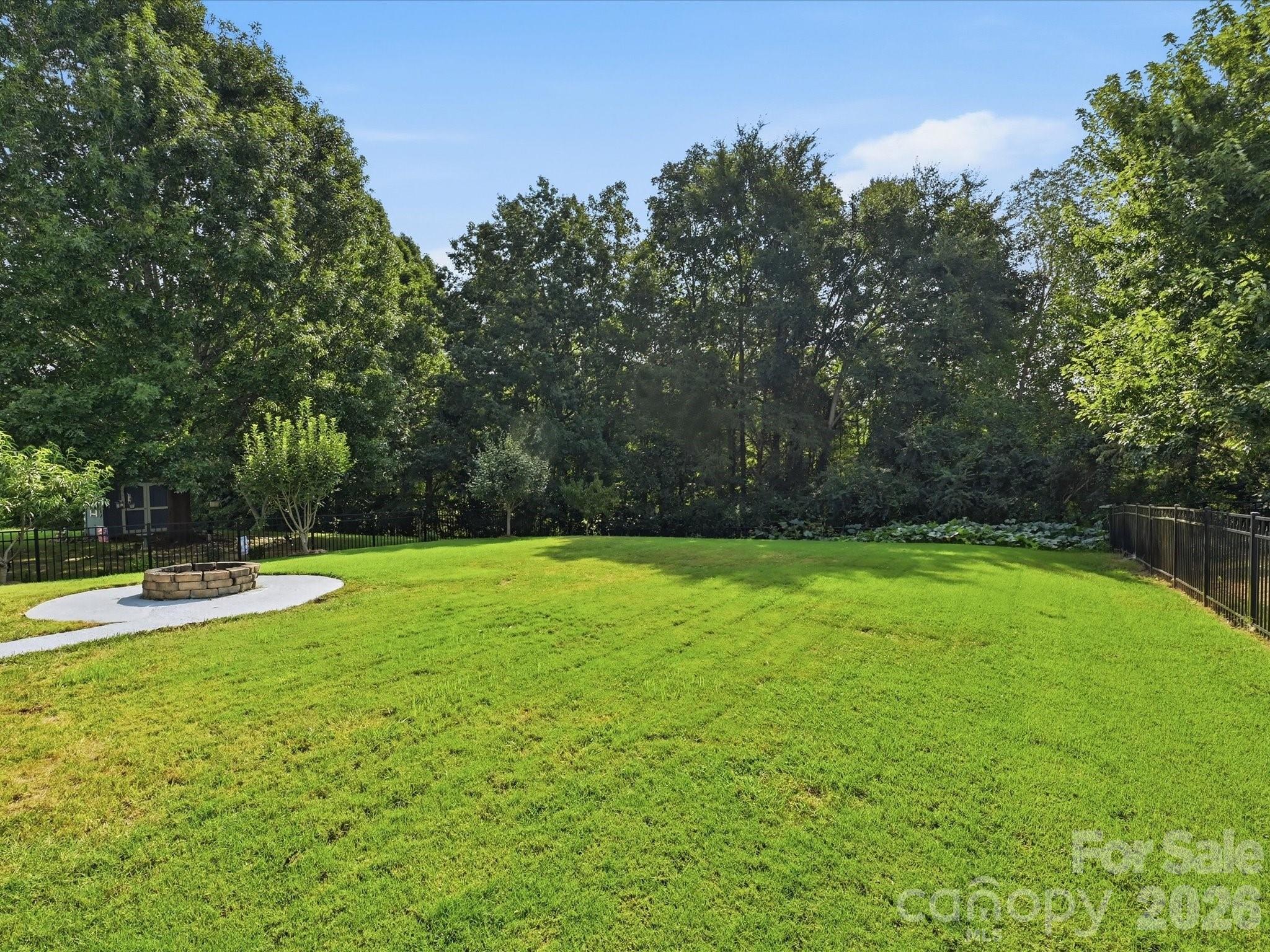 2400 Sierra Chase Drive — Monroe