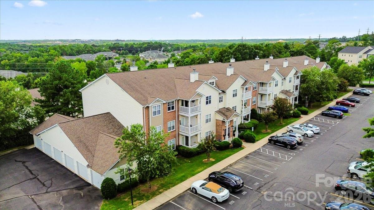 11232 Hyde Pointe Court — Charlotte