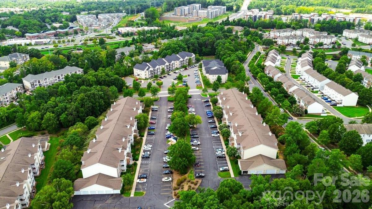 11232 Hyde Pointe Court — Charlotte