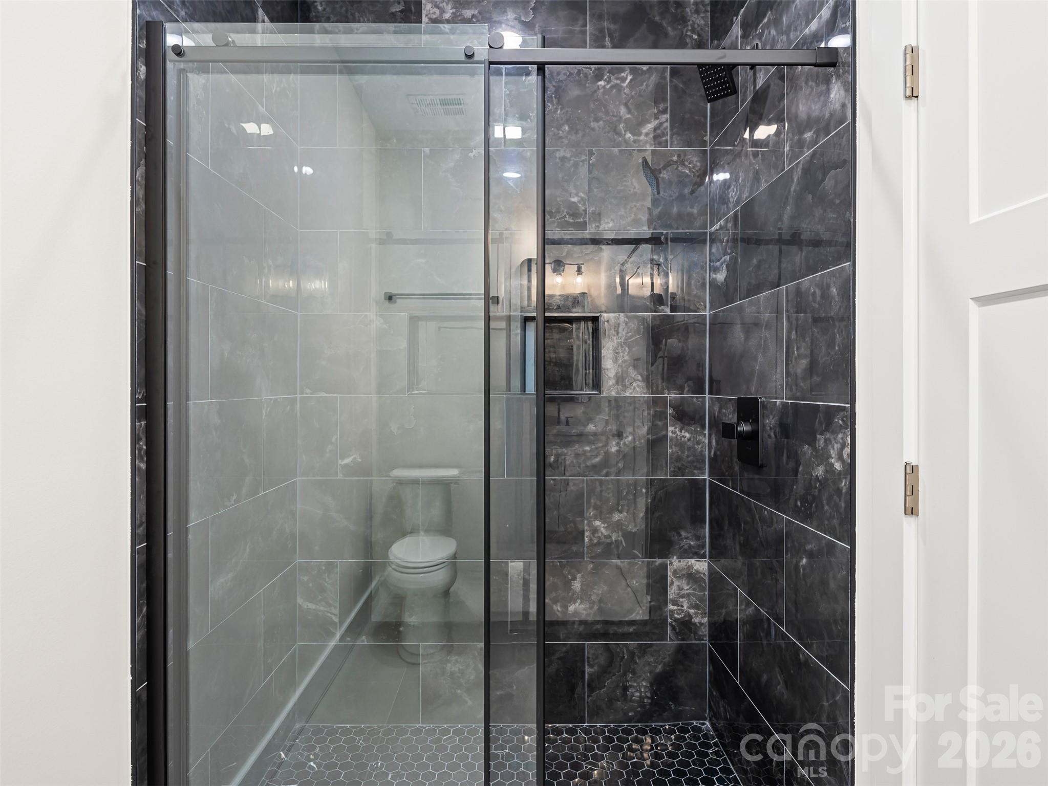 129 Quiet Woods Drive — Leicester