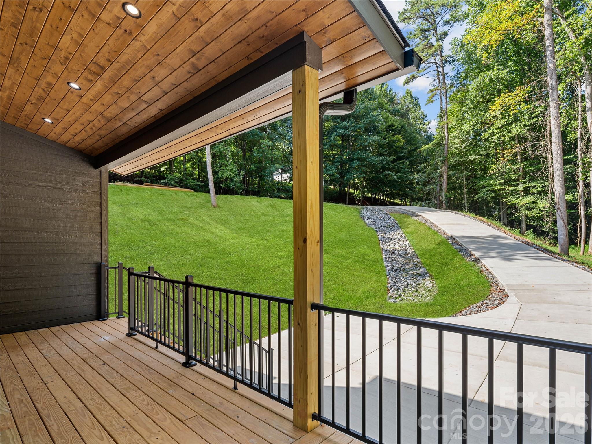 129 Quiet Woods Drive — Leicester