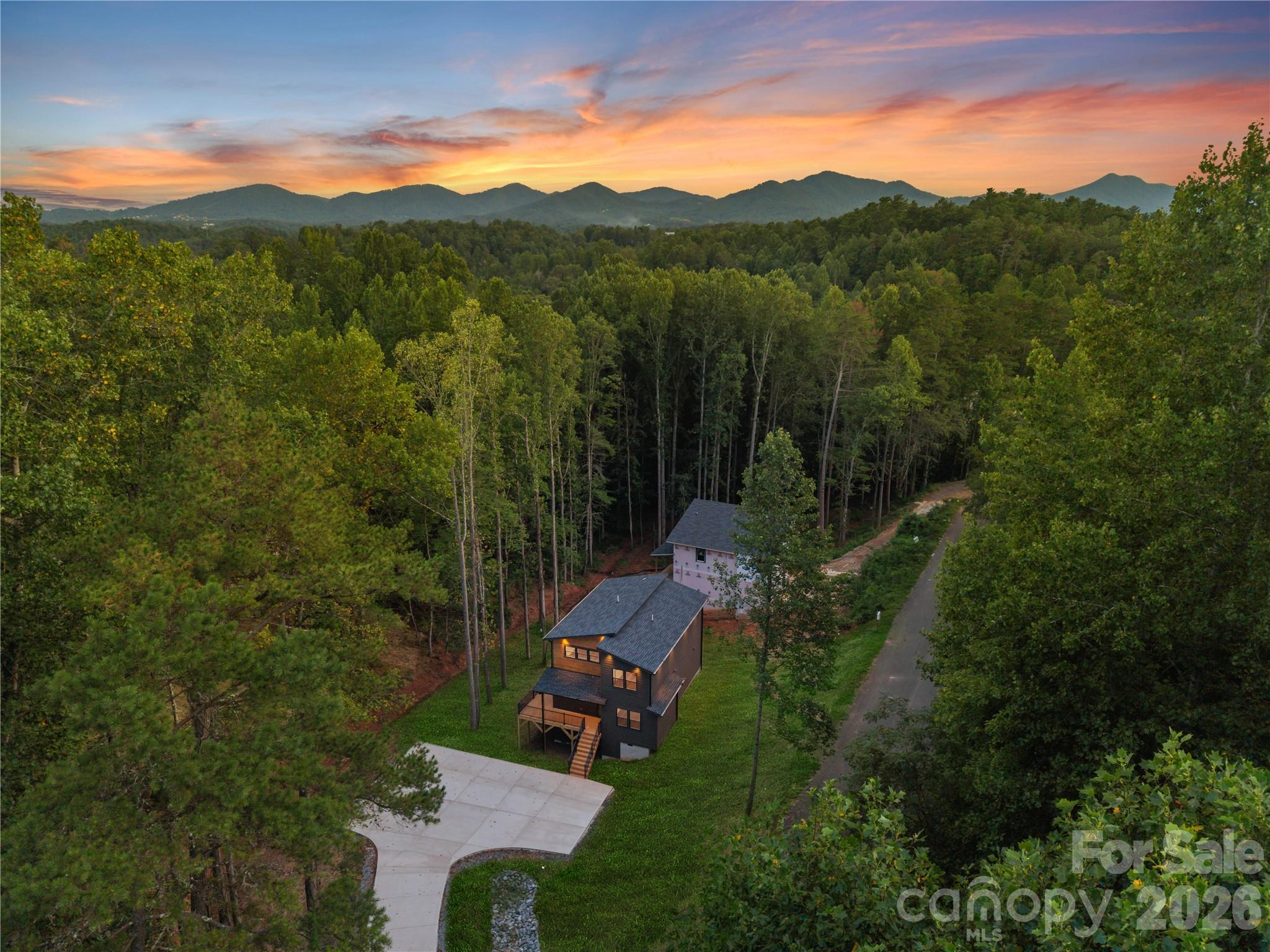 129 Quiet Woods Drive — Leicester