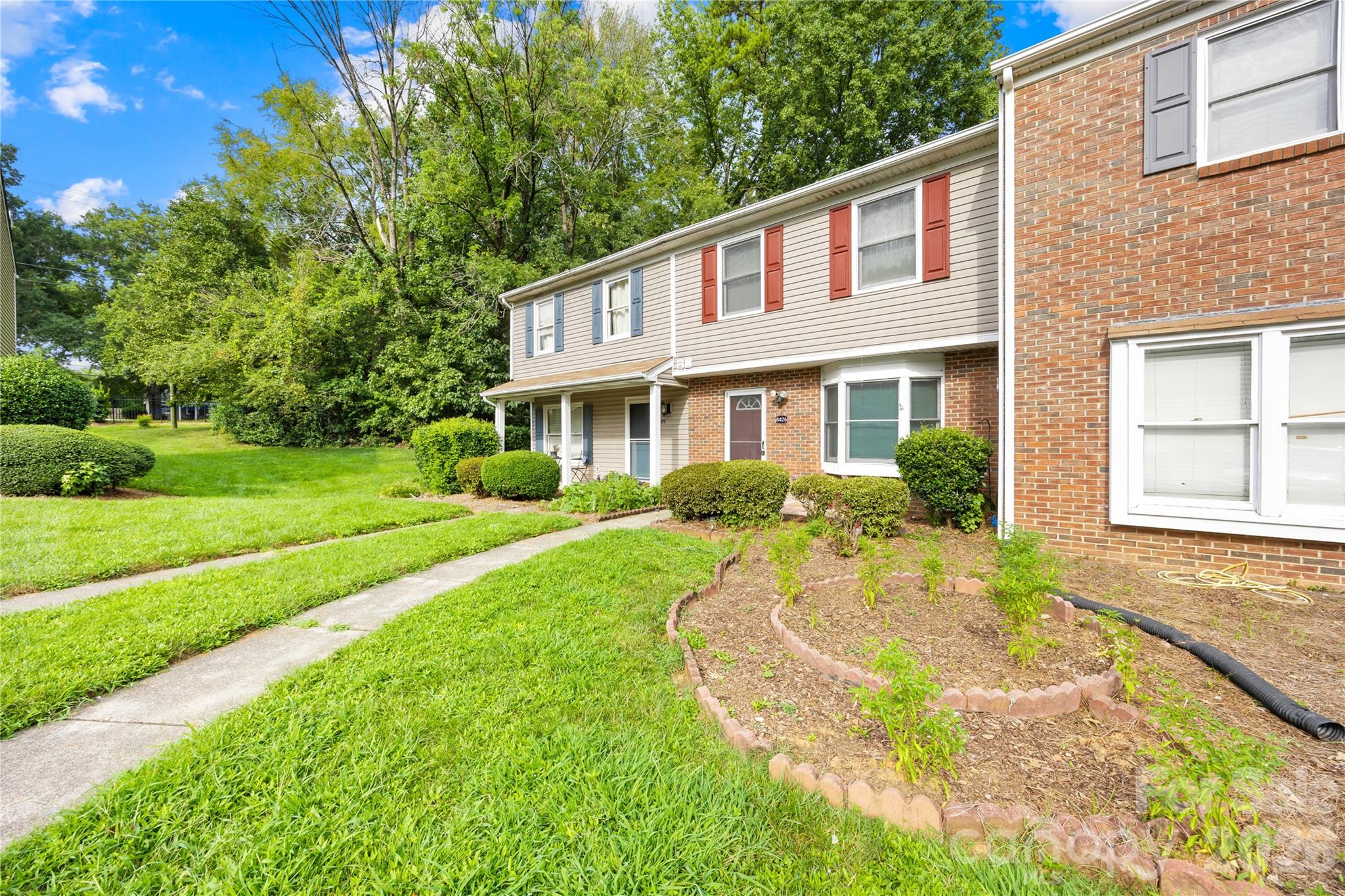 8426 Rust Wood Place — Charlotte