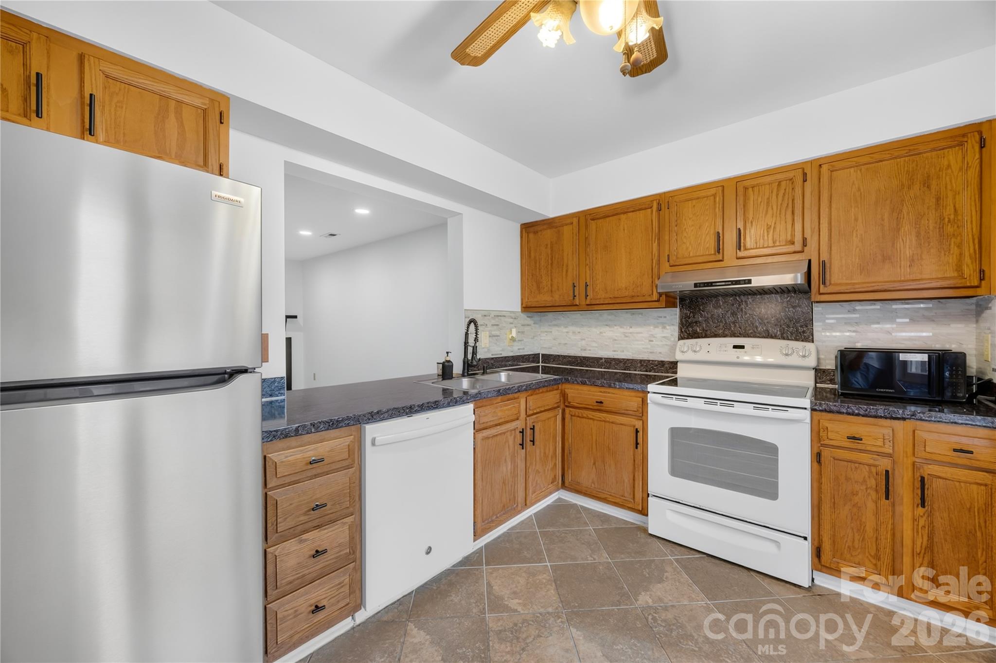 8426 Rust Wood Place — Charlotte