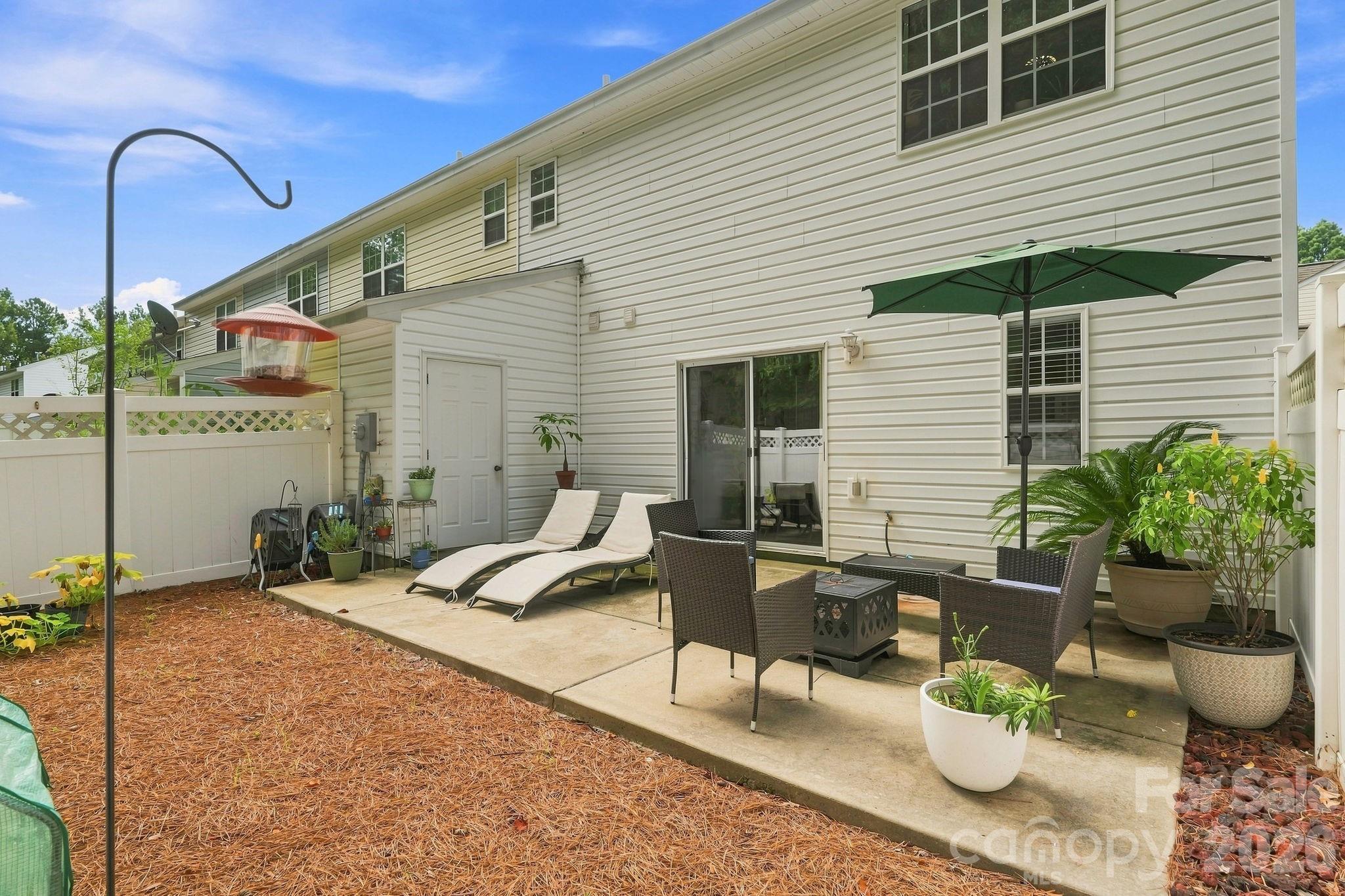 10171 Reindeer Way Lane — Charlotte
