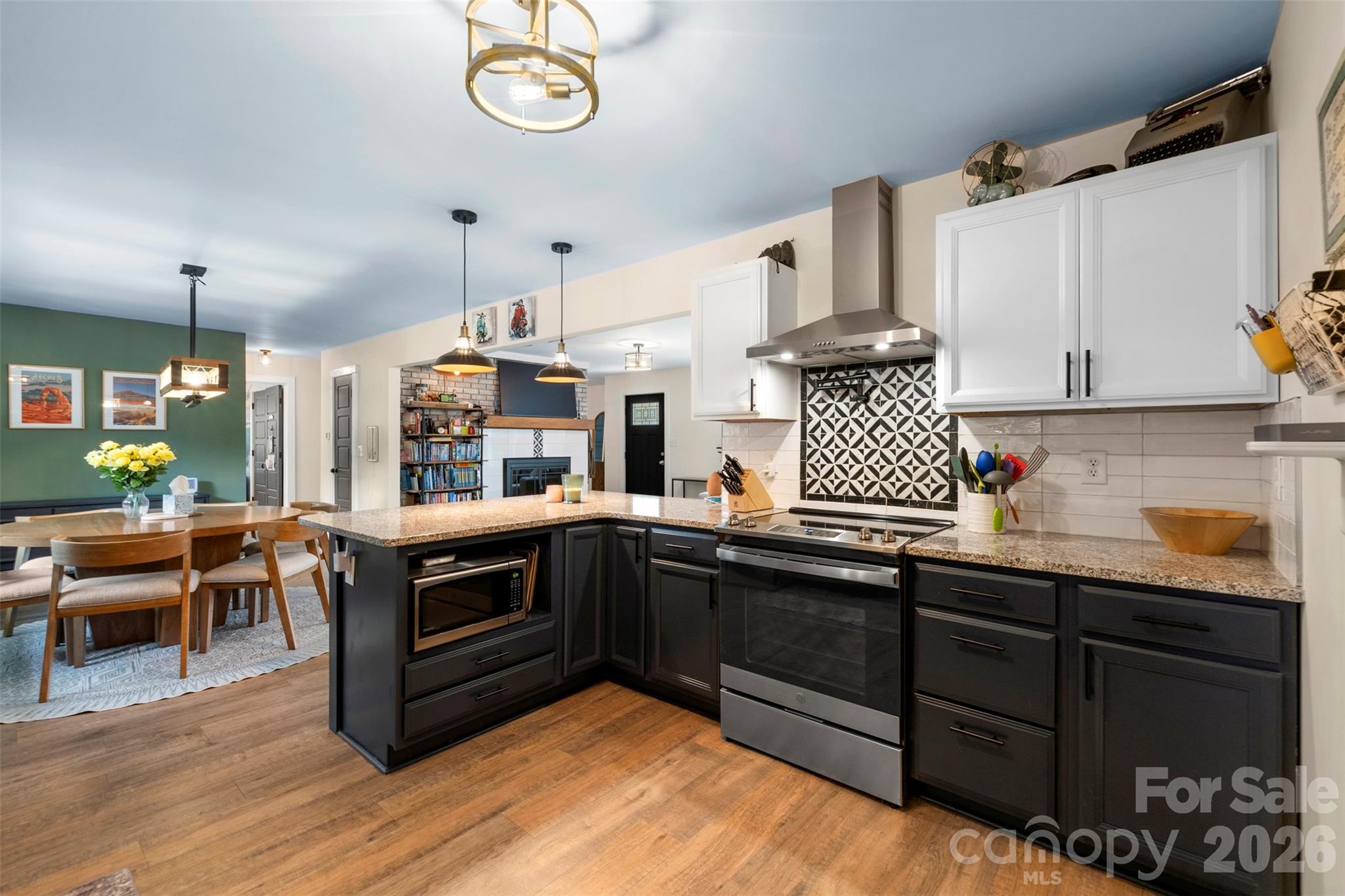 821 Normandy View Street — Gastonia