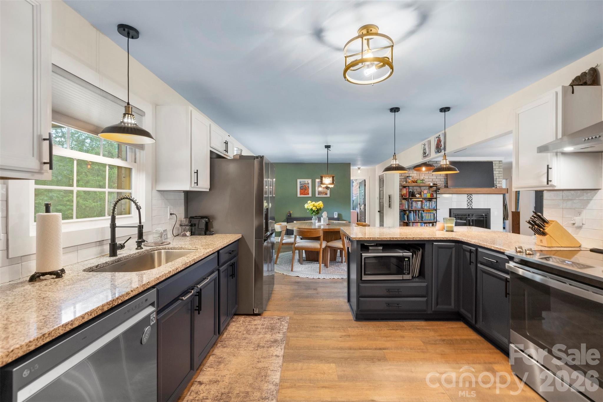 821 Normandy View Street — Gastonia