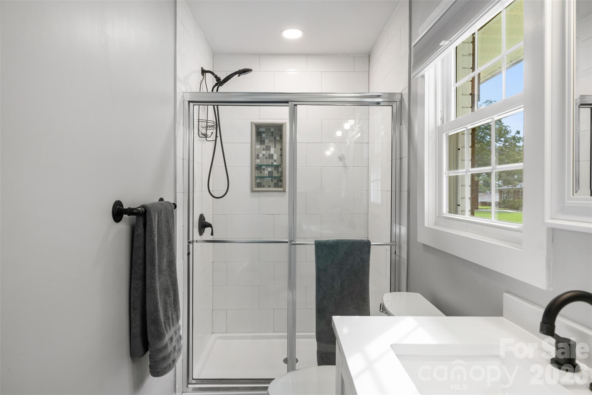 821 Normandy View Street — Gastonia