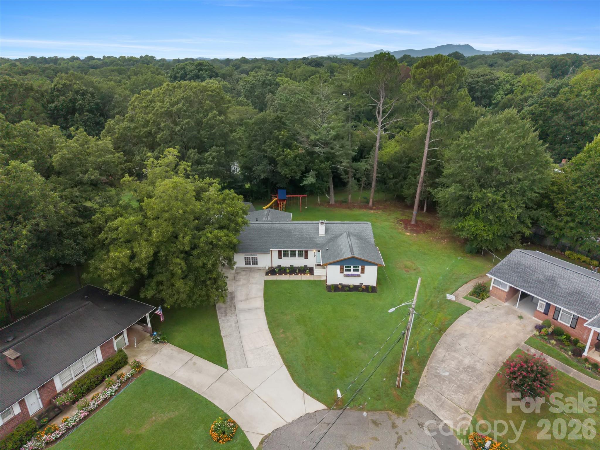 821 Normandy View Street — Gastonia