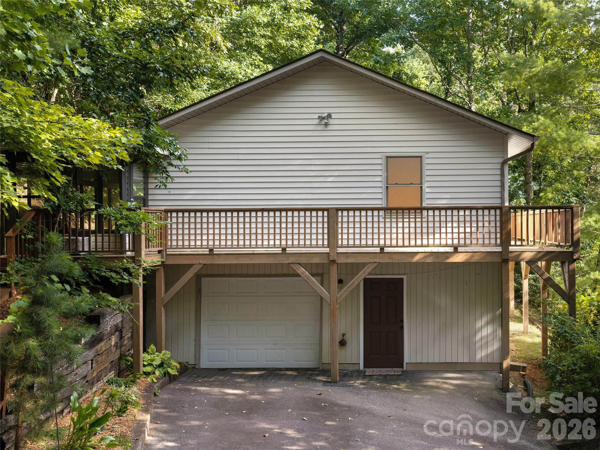 63 Independence Boulevard — Asheville