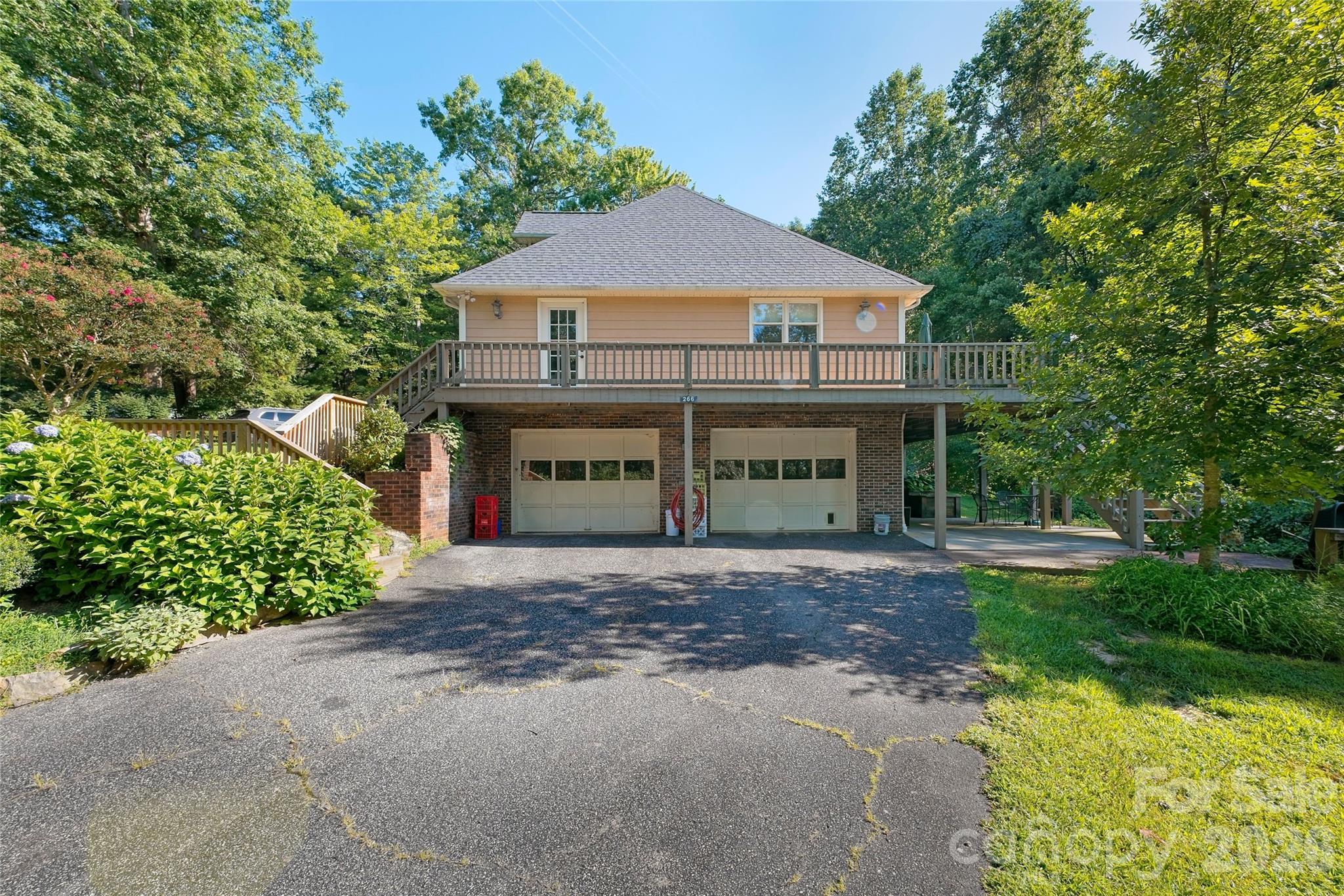 266 Cedarbrook Lane — Nebo