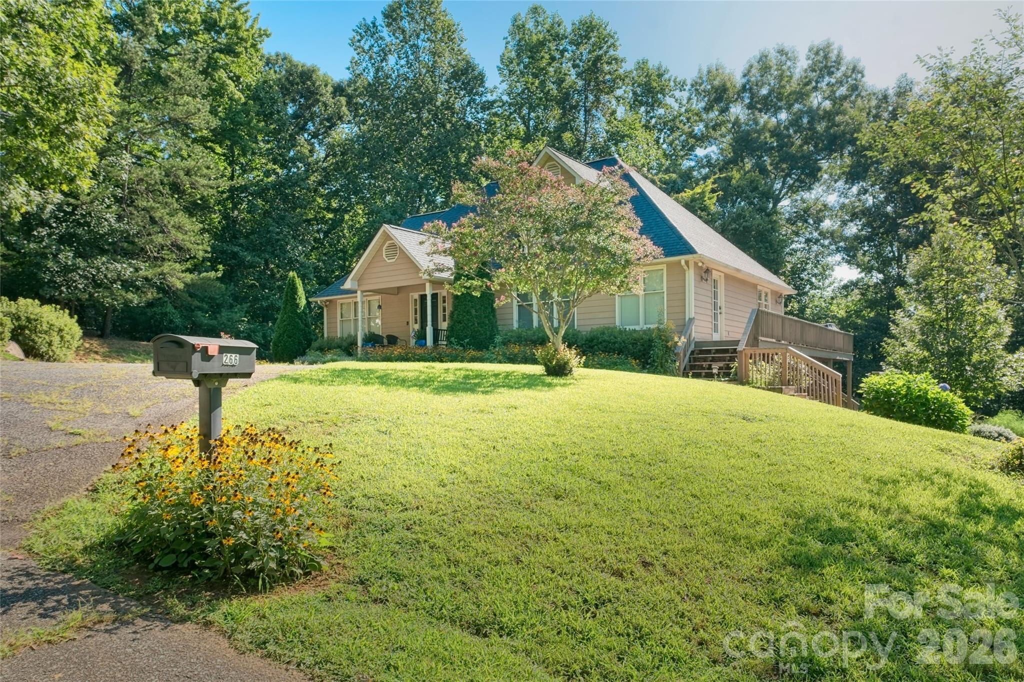 266 Cedarbrook Lane — Nebo