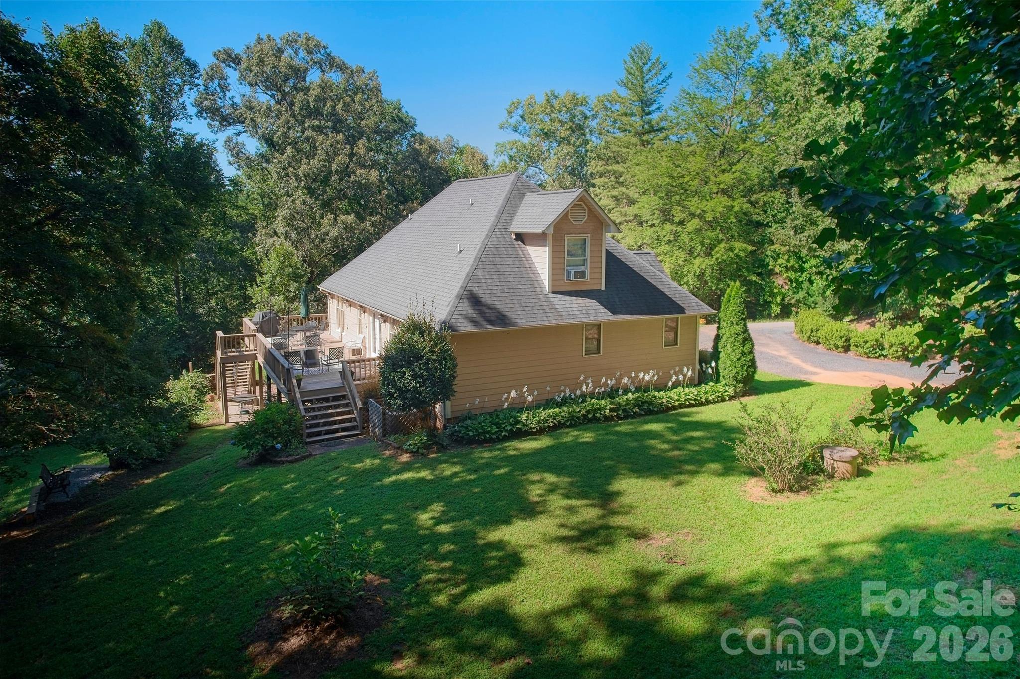 266 Cedarbrook Lane — Nebo