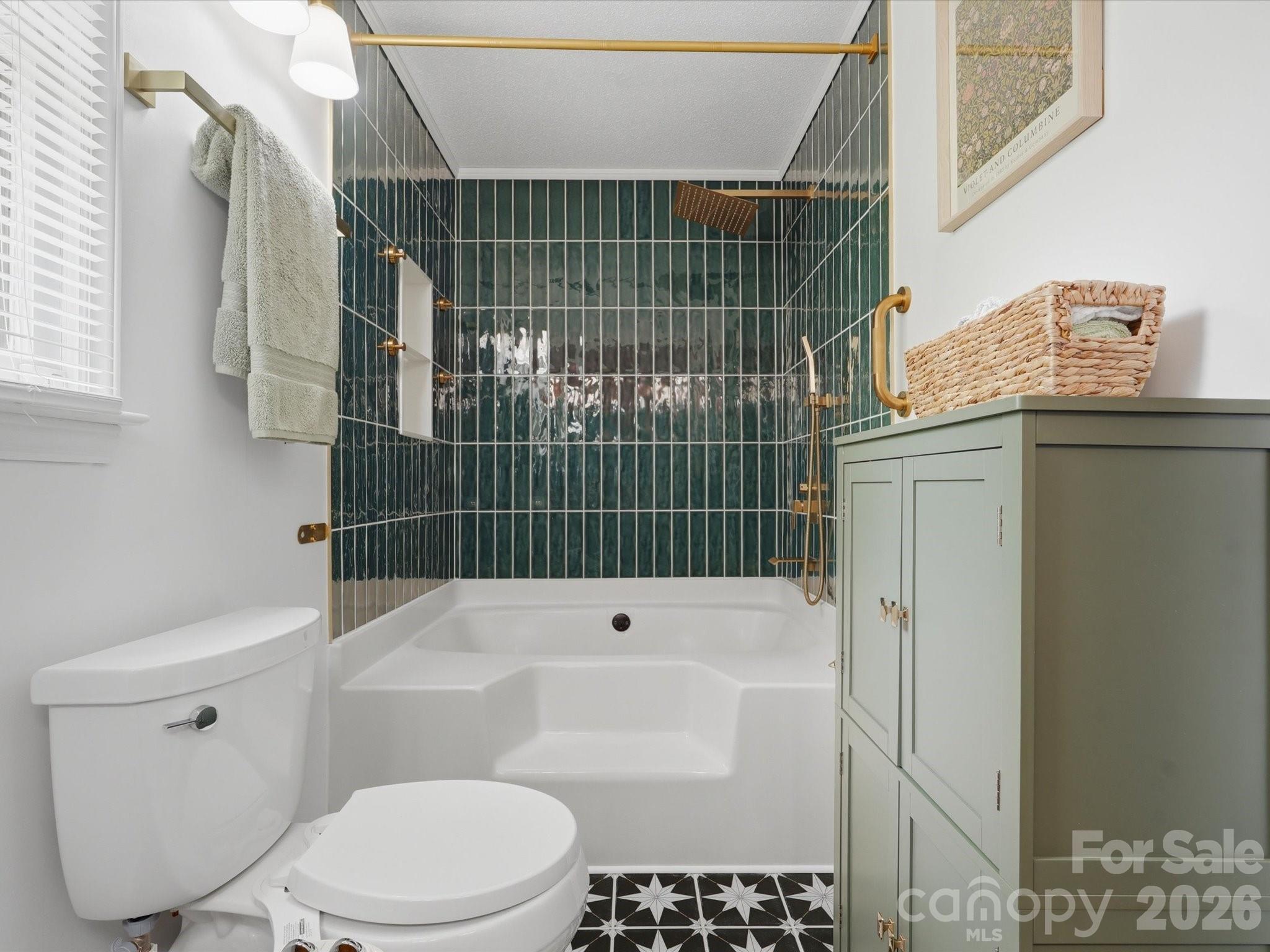 2709 Stockwood Drive — Gastonia