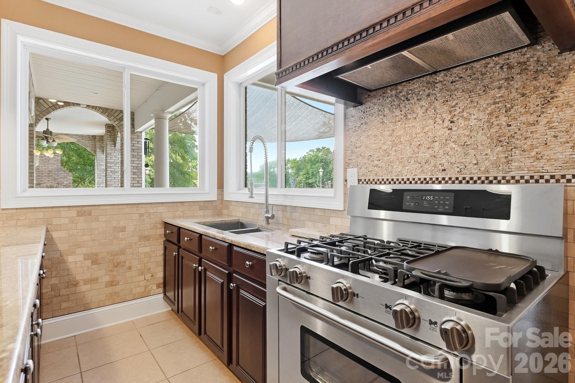 2725 Windswept Cove — York