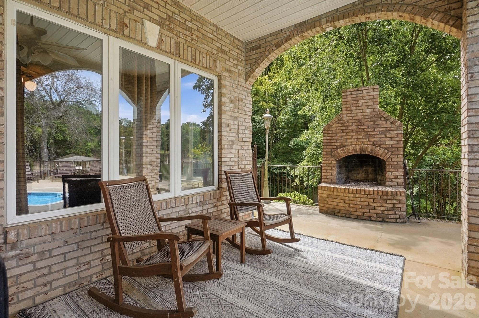 2725 Windswept Cove — York