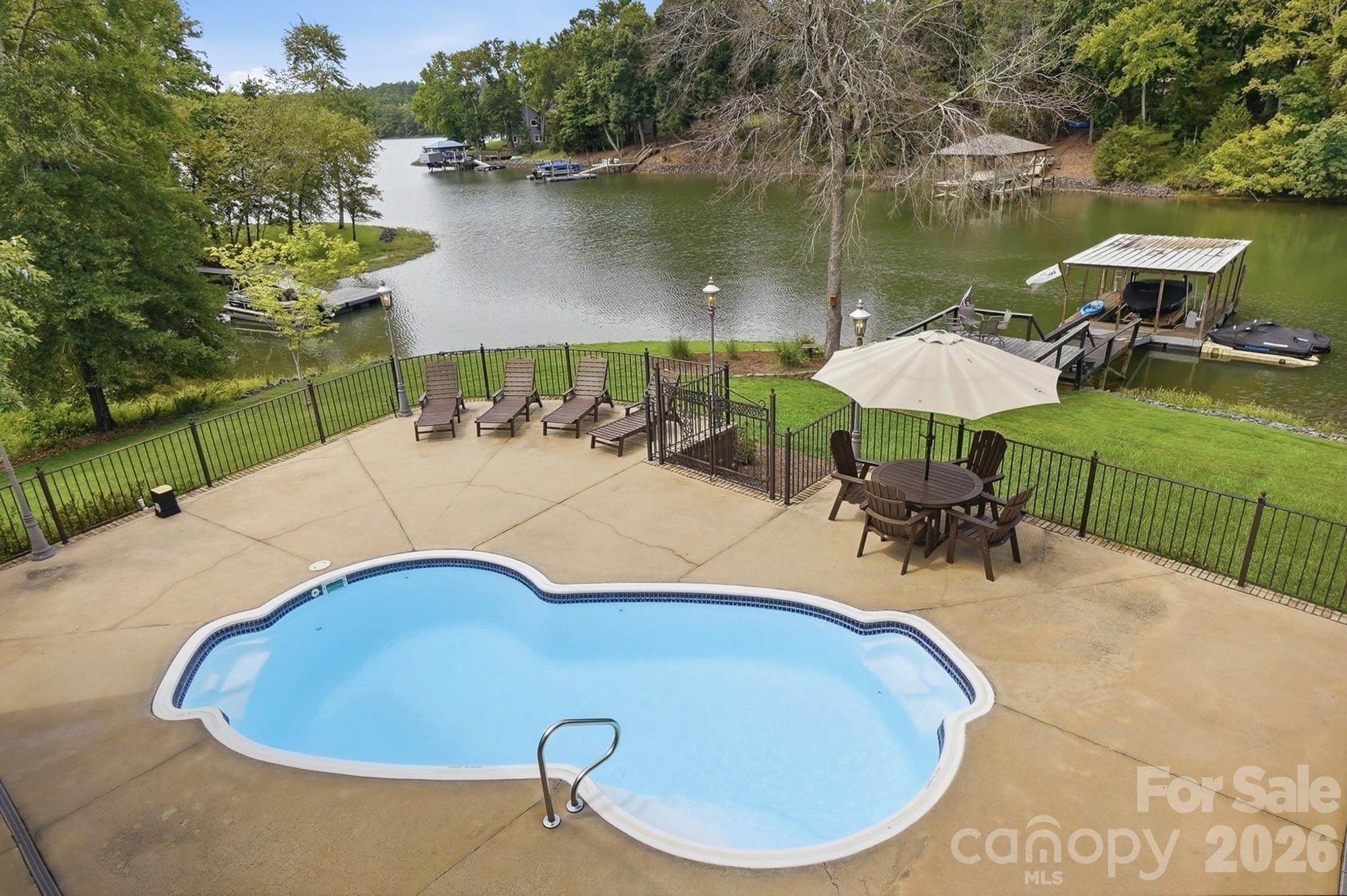2725 Windswept Cove — York