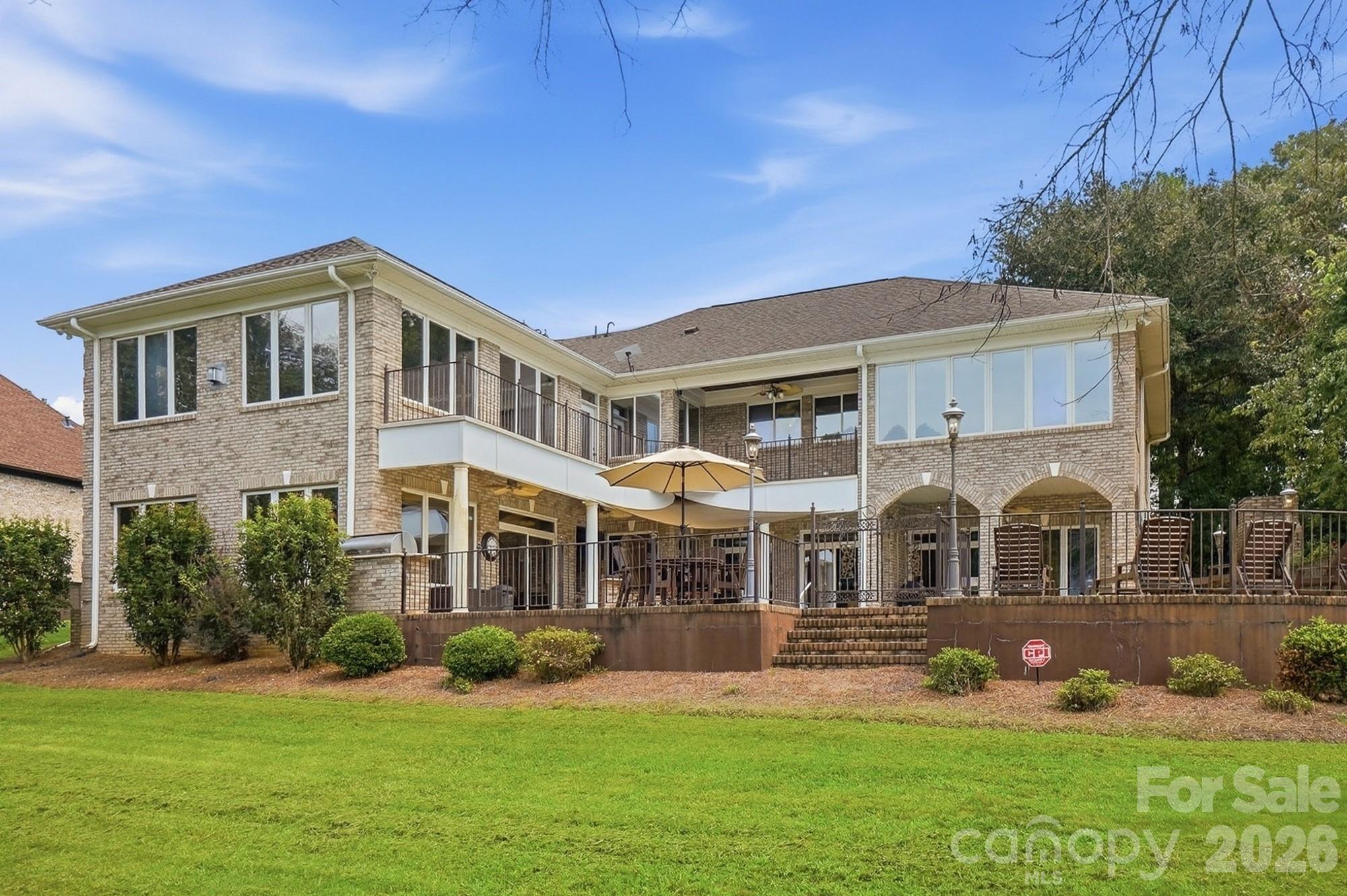 2725 Windswept Cove — York