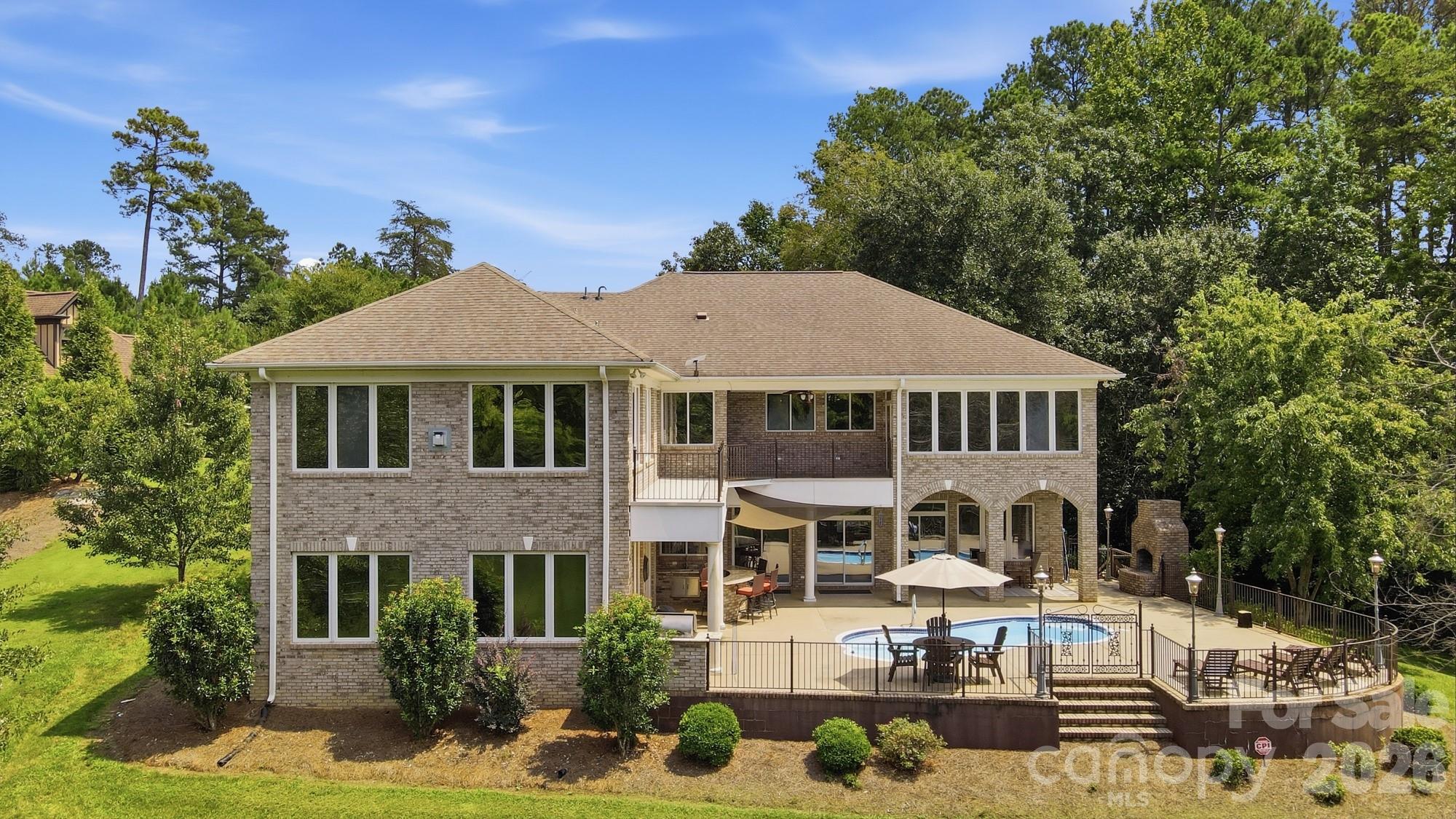 2725 Windswept Cove — York