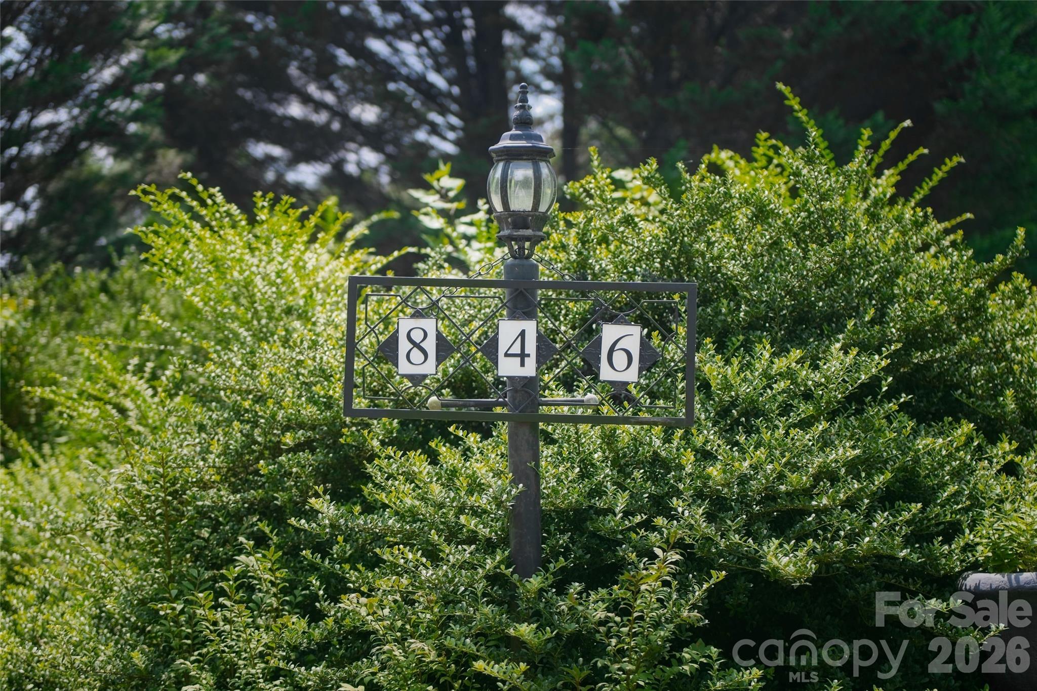 846 Old US 221 Highway S — Marion